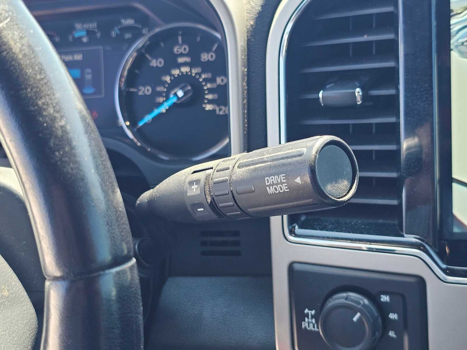 2022 Ford Super Duty F-350 SRW XL