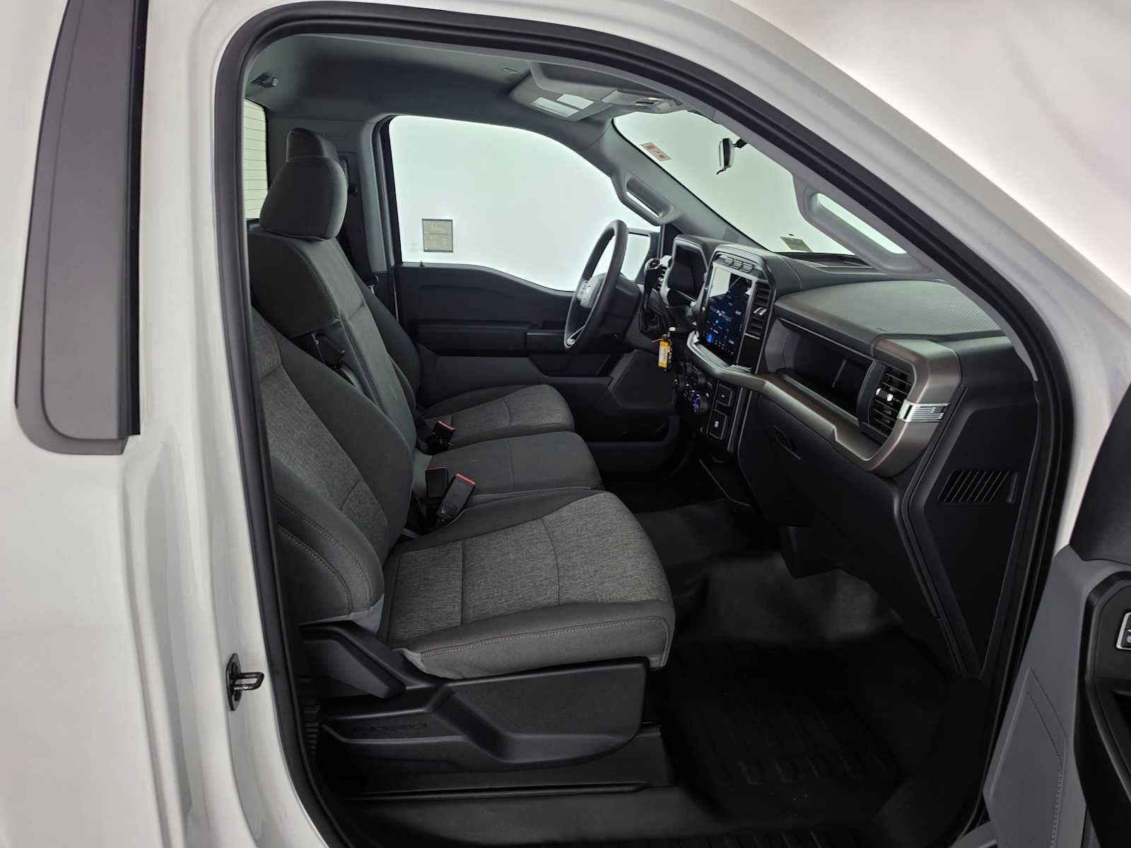 2024 Ford F-150 XL - Photo 10