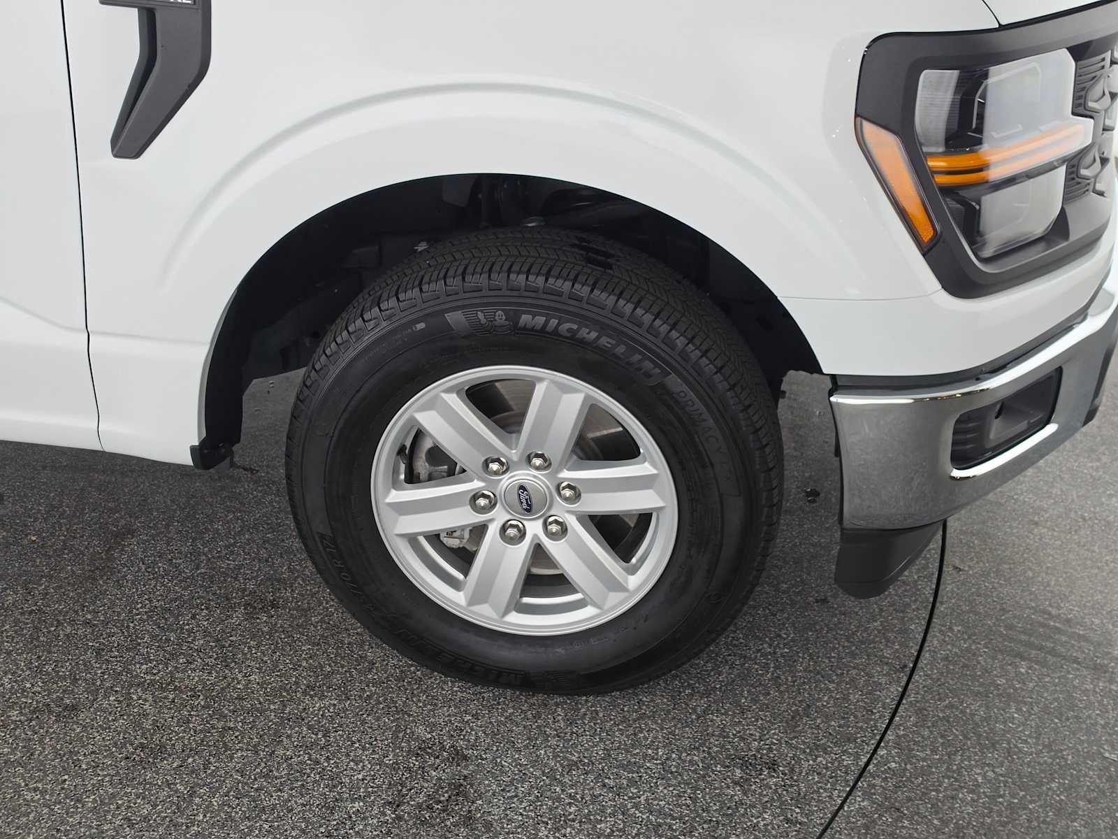 2024 Ford F-150 XL - Photo 9