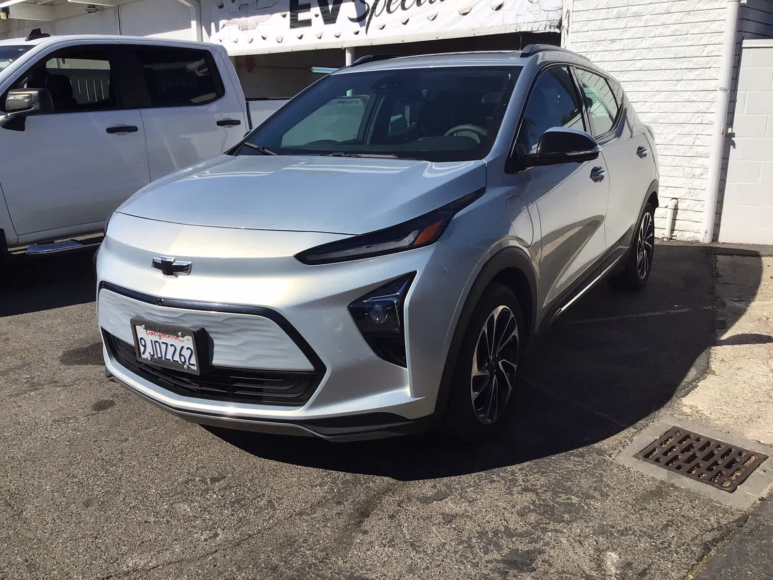 Used 2023 Chevrolet Bolt EUV Premier with VIN 1G1FZ6S07P4182176 for sale in Westlake Village, CA