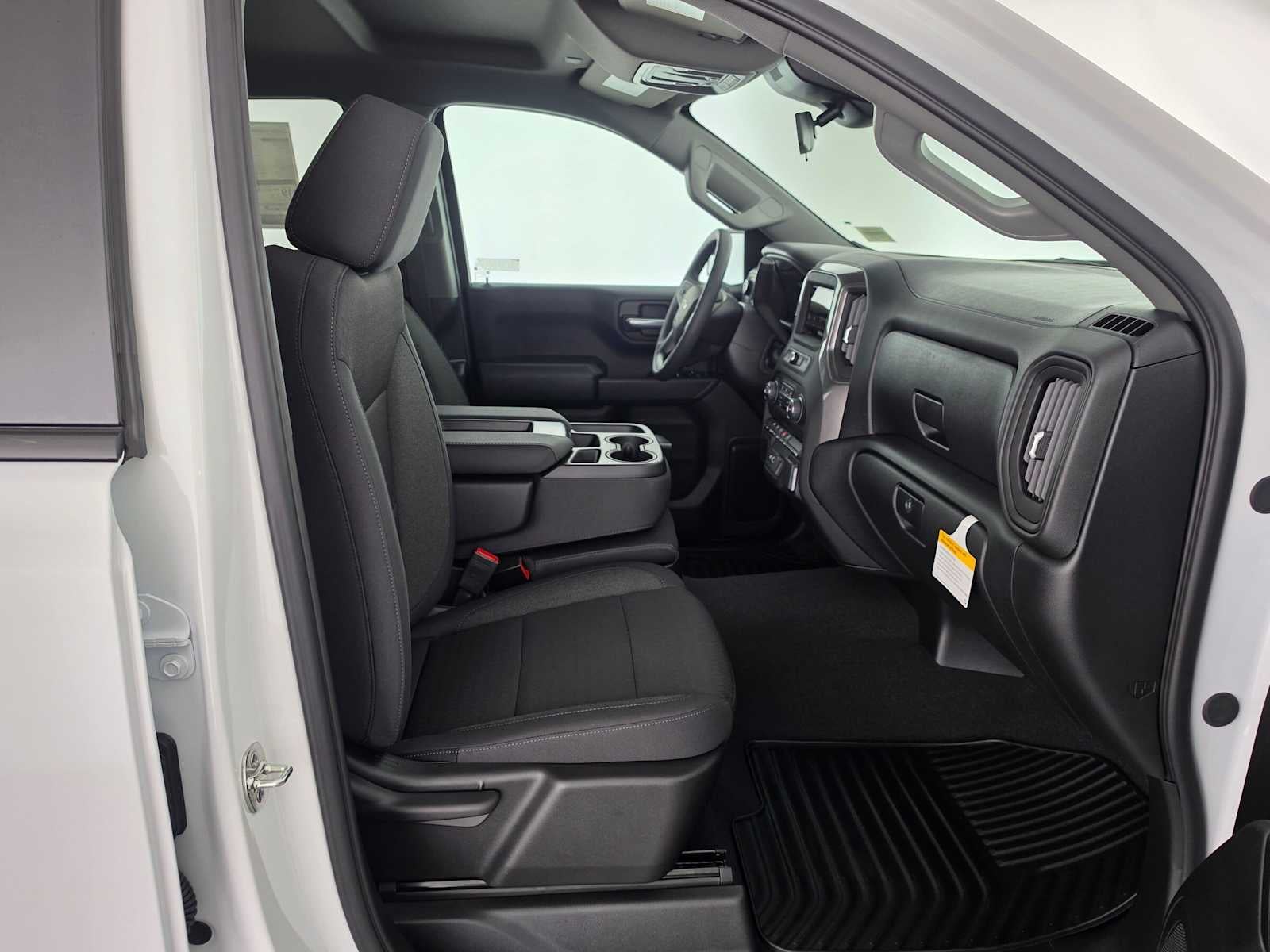 2026 Chevrolet Silverado 1500 Custom - Photo 10
