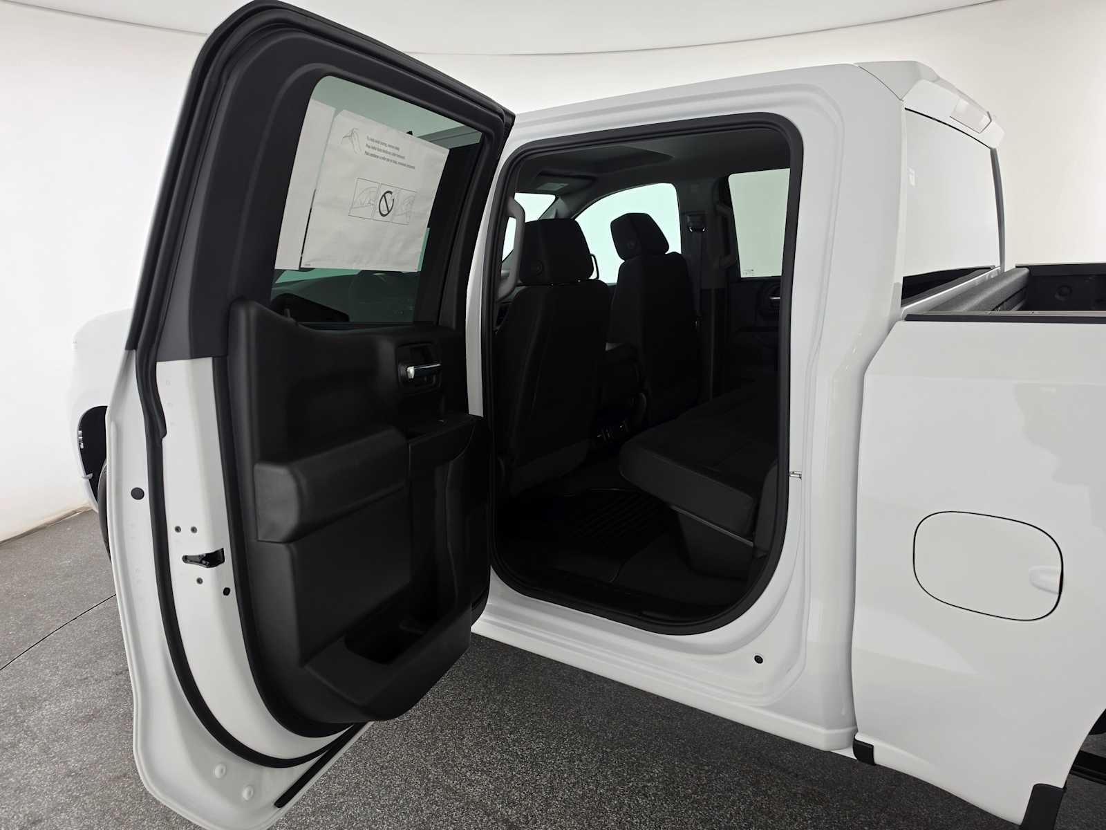 2026 Chevrolet Silverado 1500 Custom - Photo 15