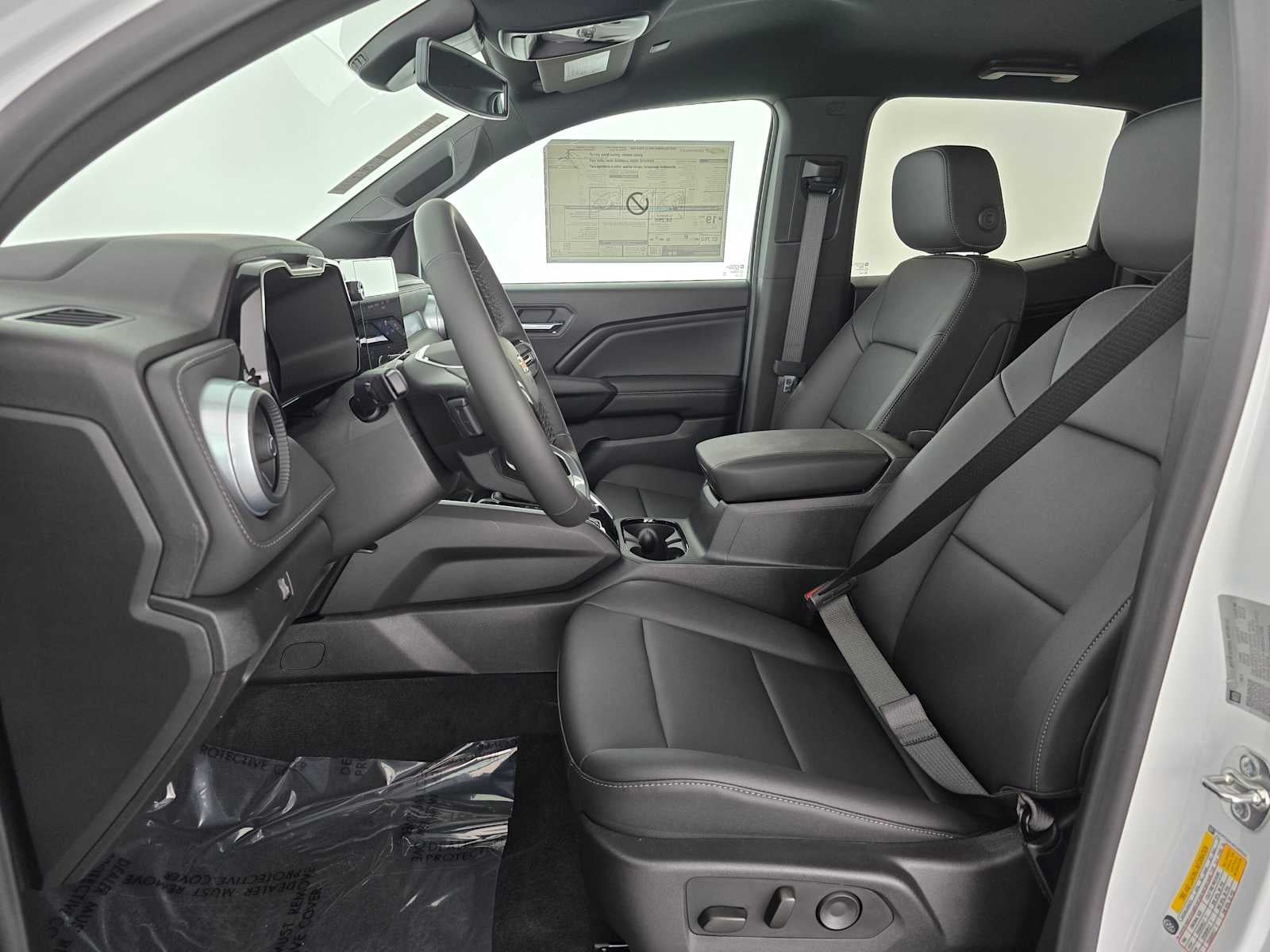 2025 Chevrolet Colorado WT/LT