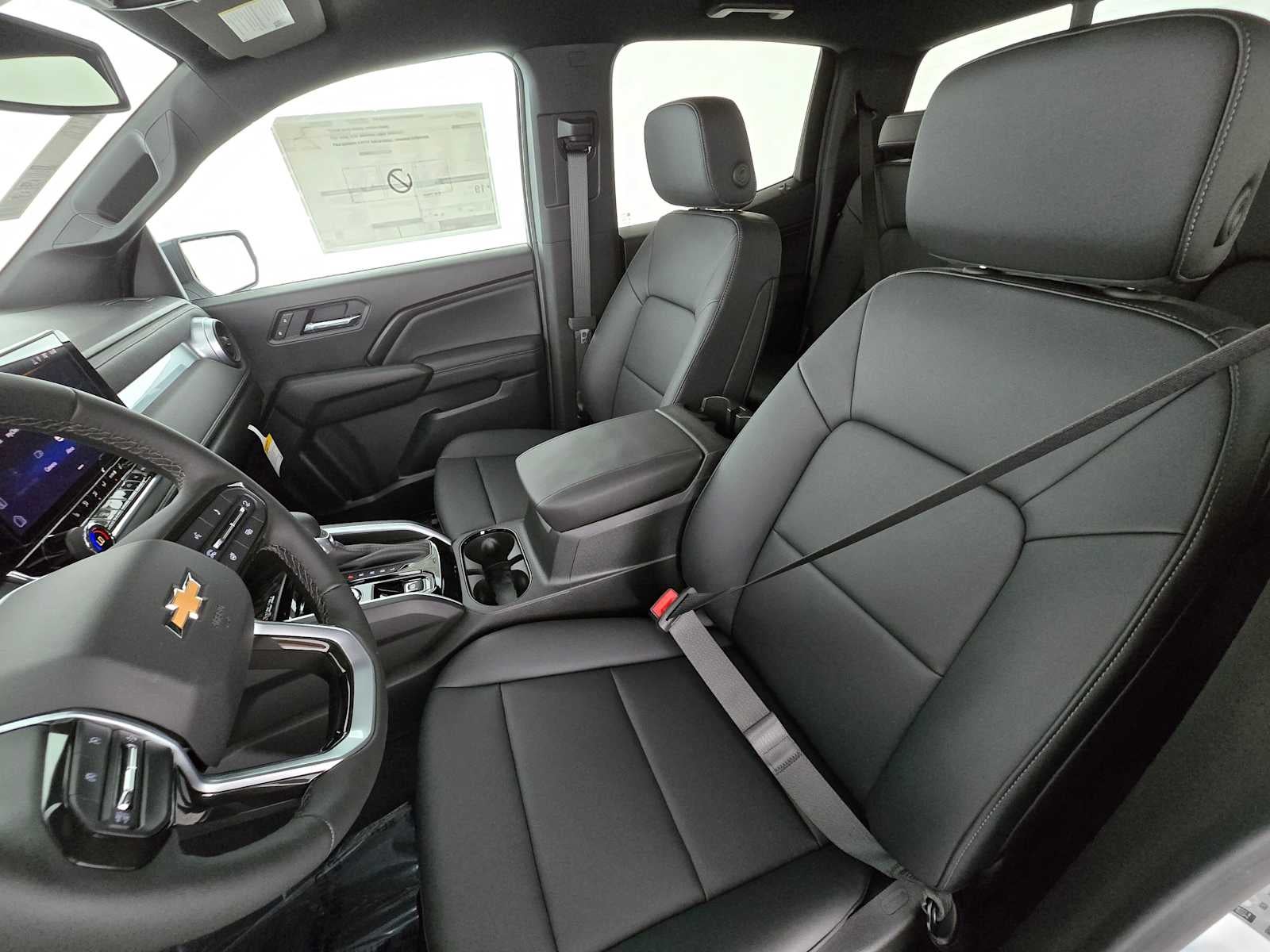 2025 Chevrolet Colorado WT/LT