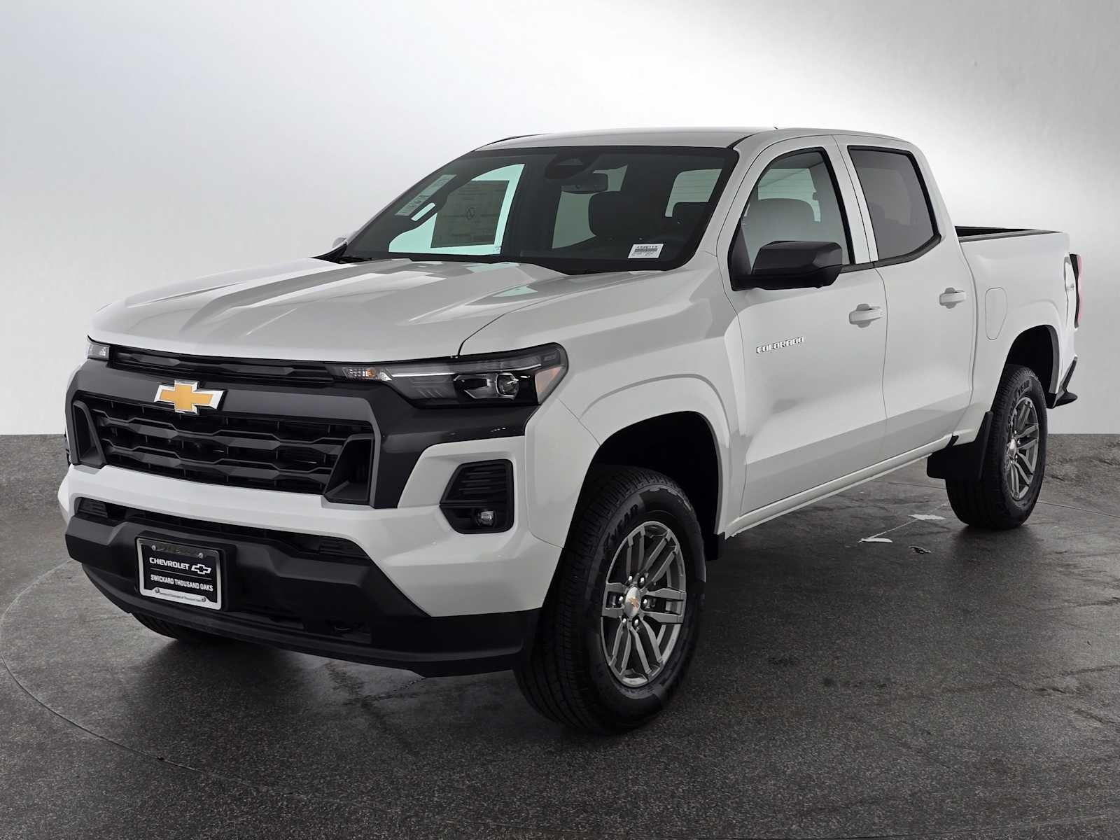 2025 Chevrolet Colorado WT/LT