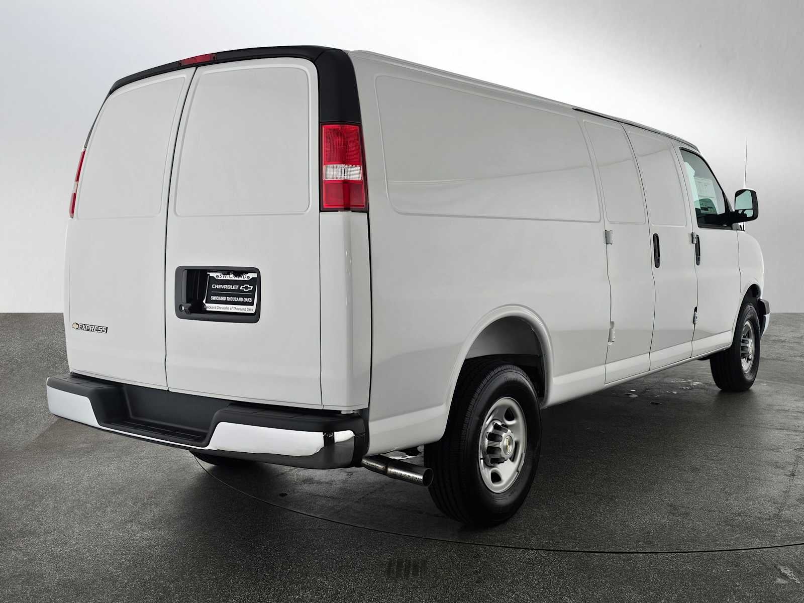 2026 Chevrolet Express Cargo WT