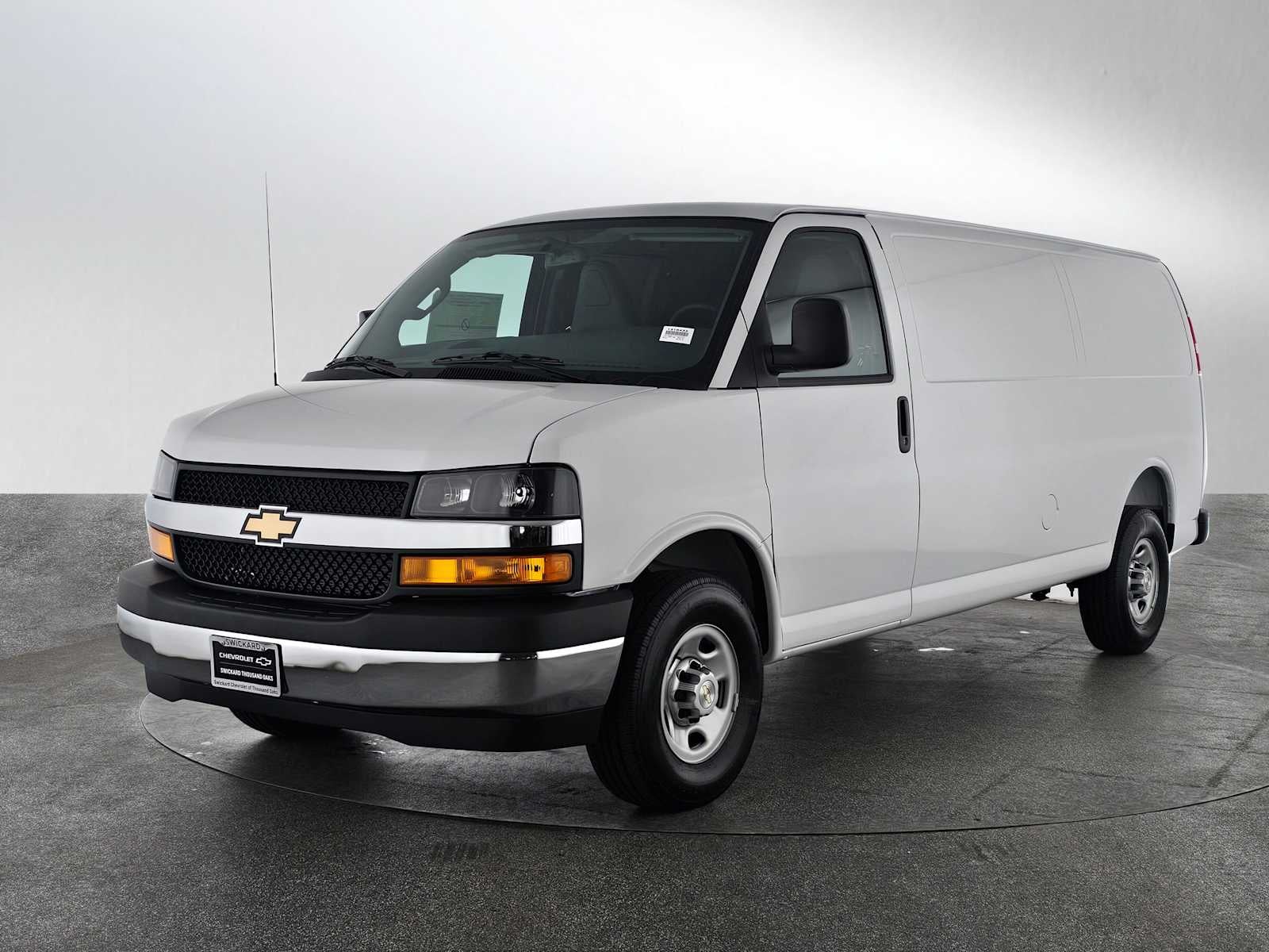 2026 Chevrolet Express Cargo WT