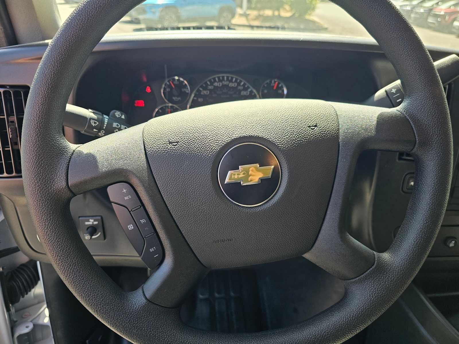 2025 Chevrolet Express Cargo 3500 WT