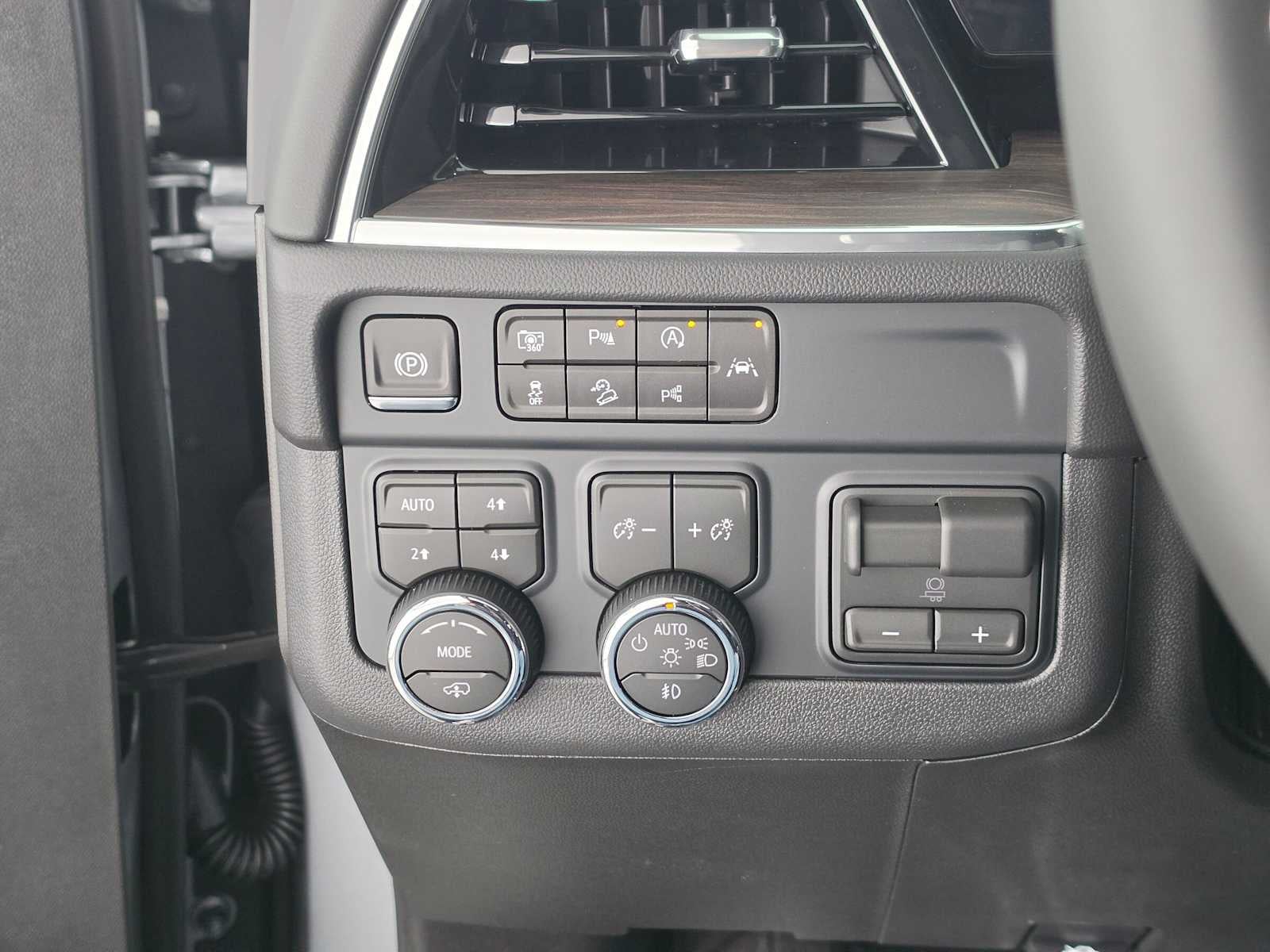 2027 Chevrolet Suburban Z71