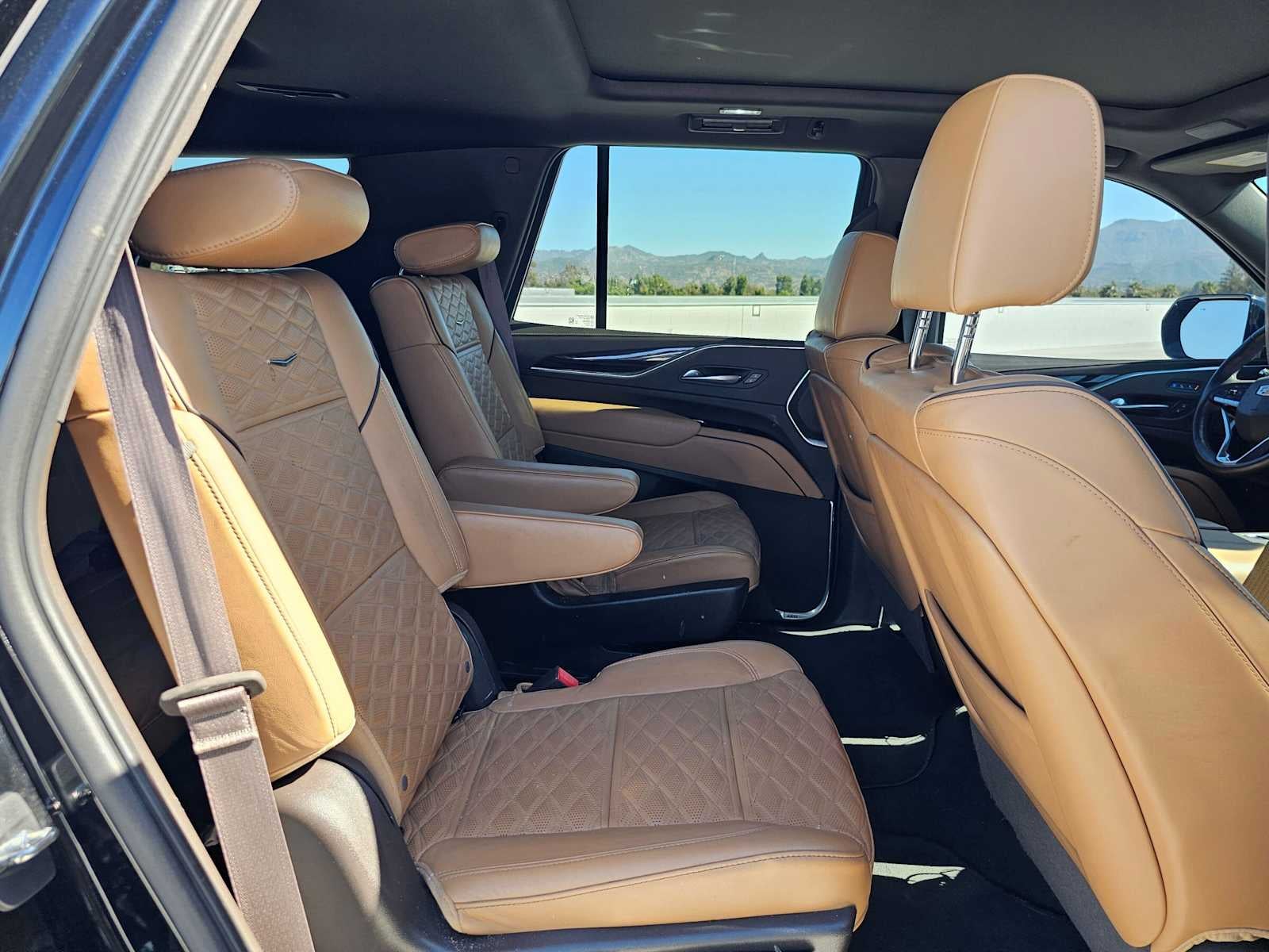 2022 Cadillac Escalade Premium Luxury