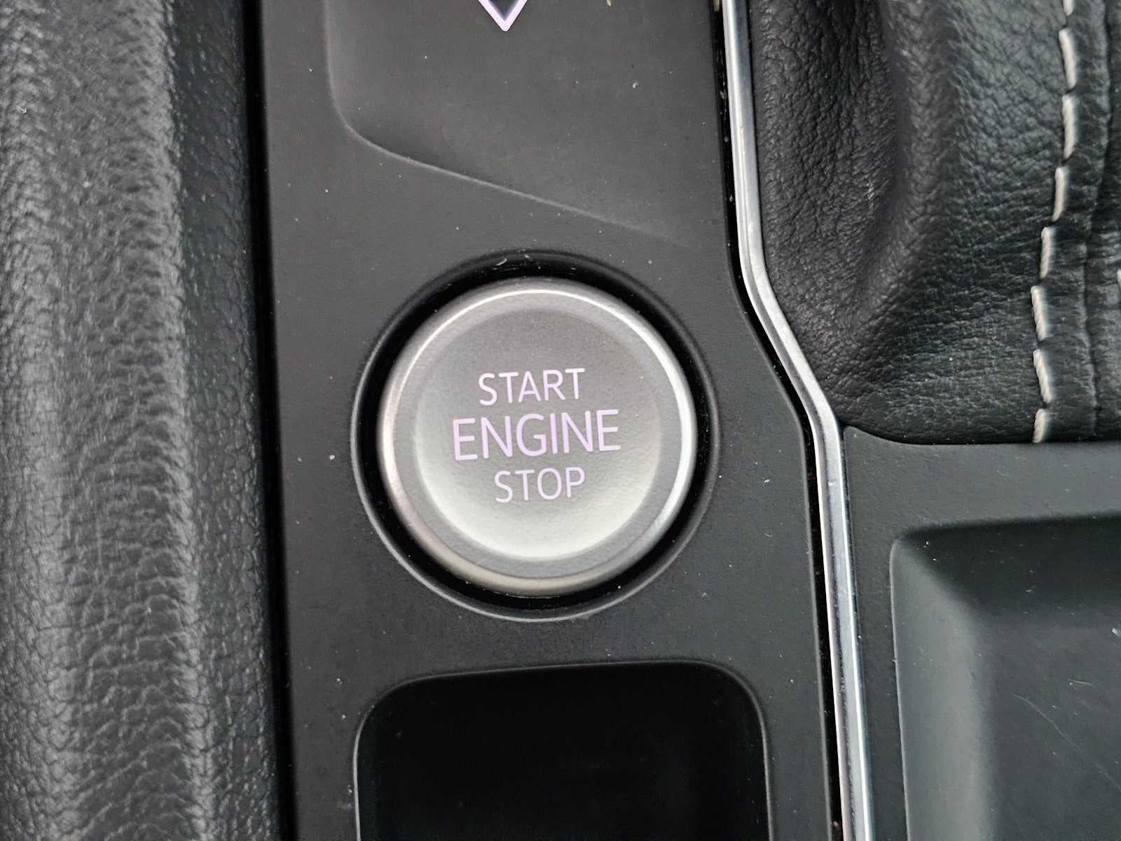 2021 Volkswagen Atlas Cross Sport 3.6L V6 SE w/Technology