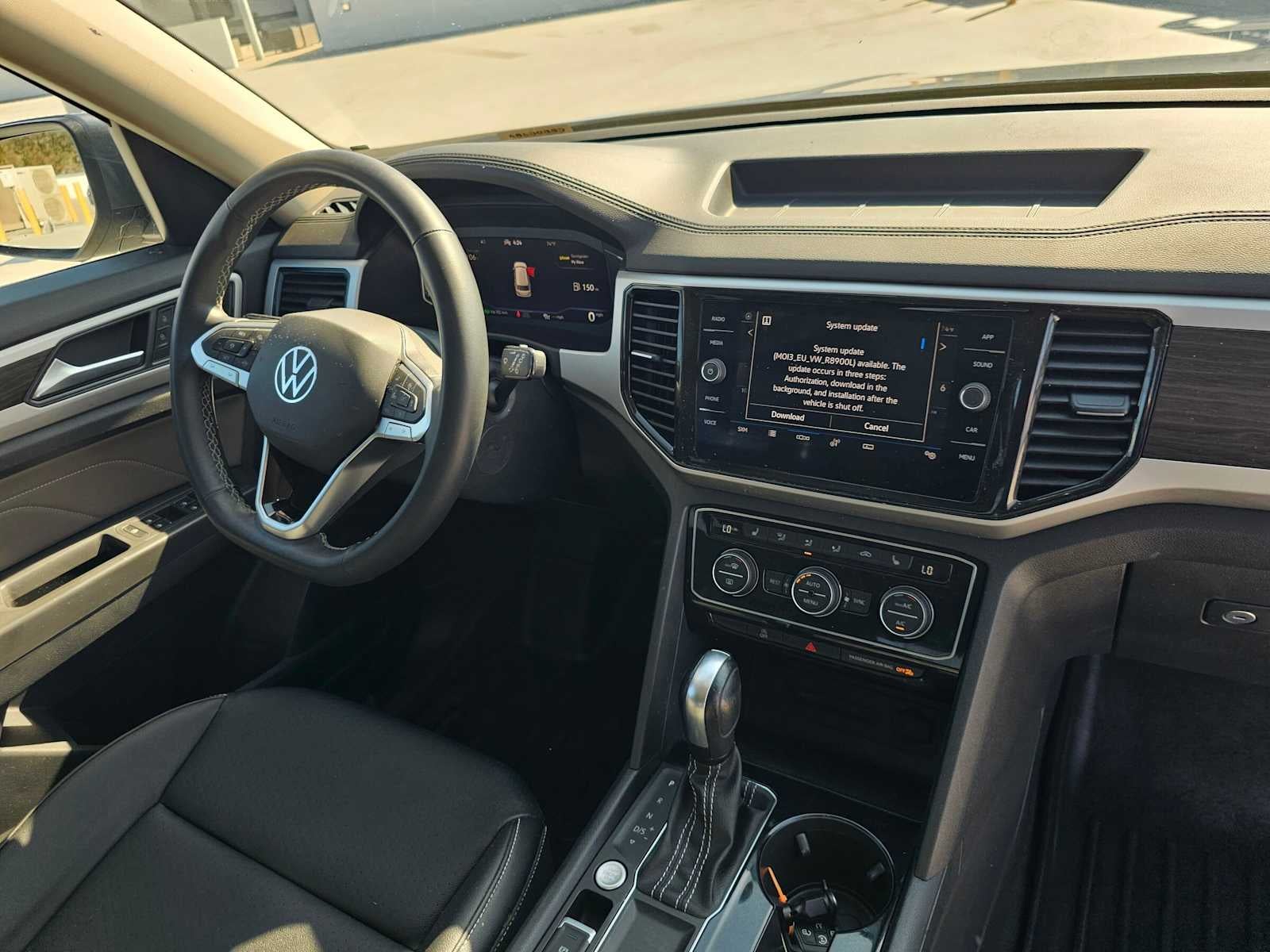 2022 Volkswagen Atlas 3.6L V6 SE w/Technology