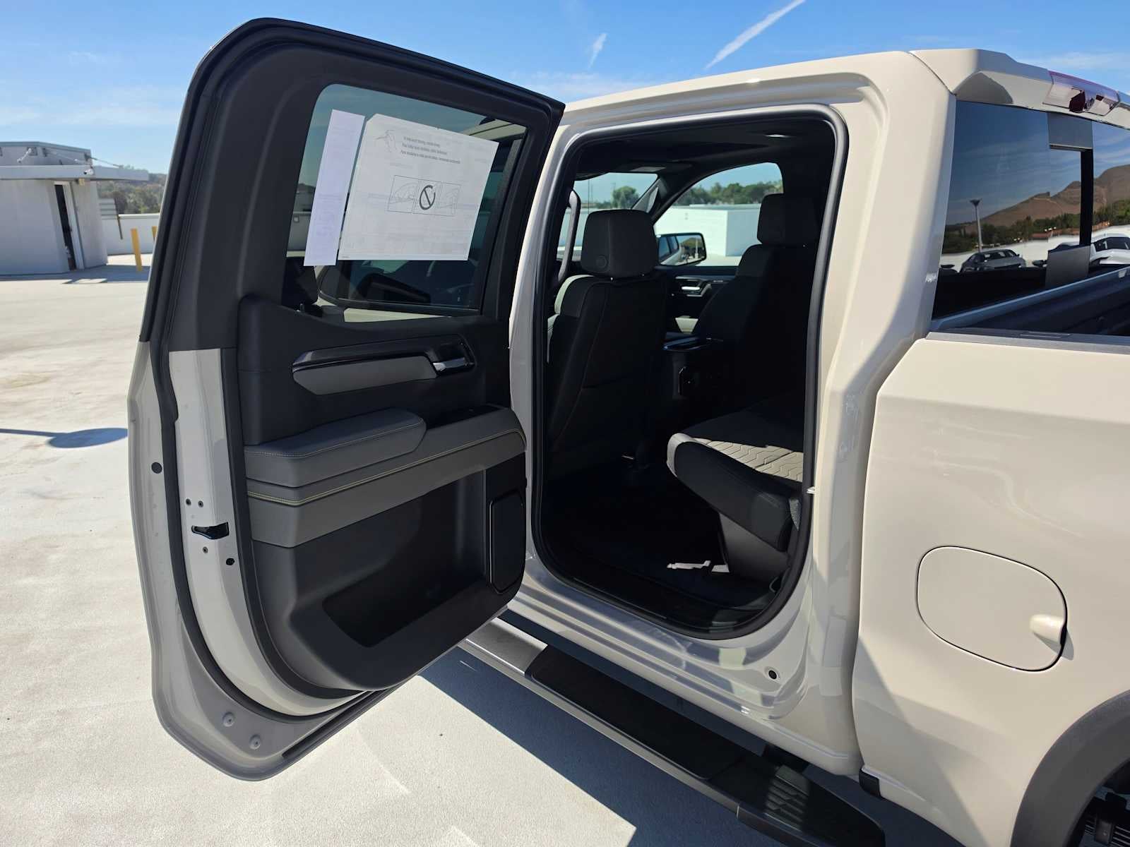 2026 Chevrolet Silverado 1500 ZR2 - Photo 16