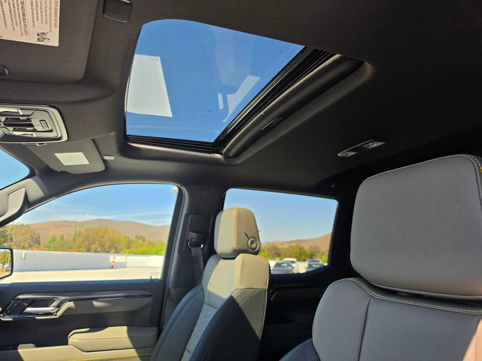 2026 Chevrolet Silverado 1500 ZR2 - Photo 29