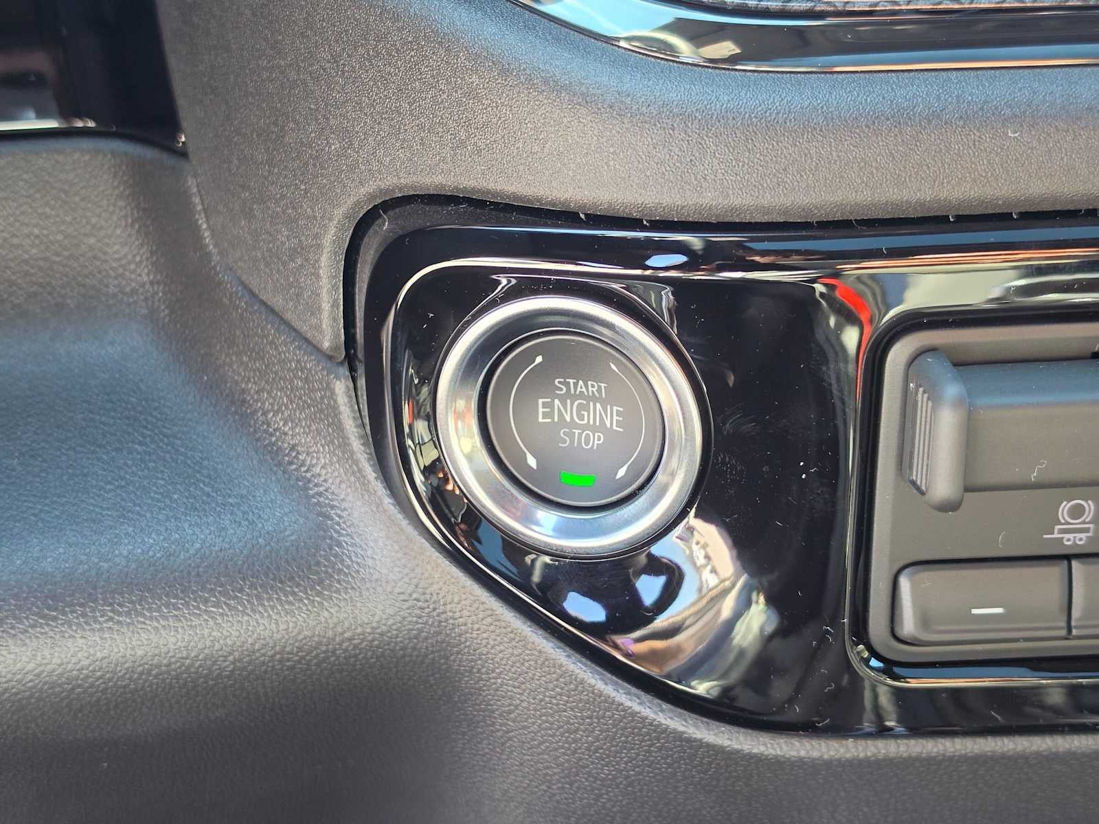 2026 Chevrolet Silverado 1500 ZR2 - Photo 32