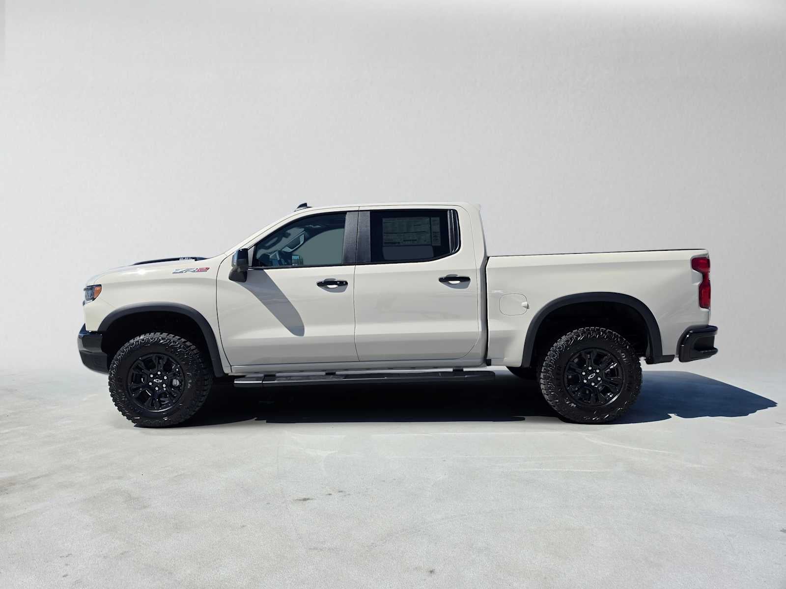 2026 Chevrolet Silverado 1500 ZR2 - Photo 6