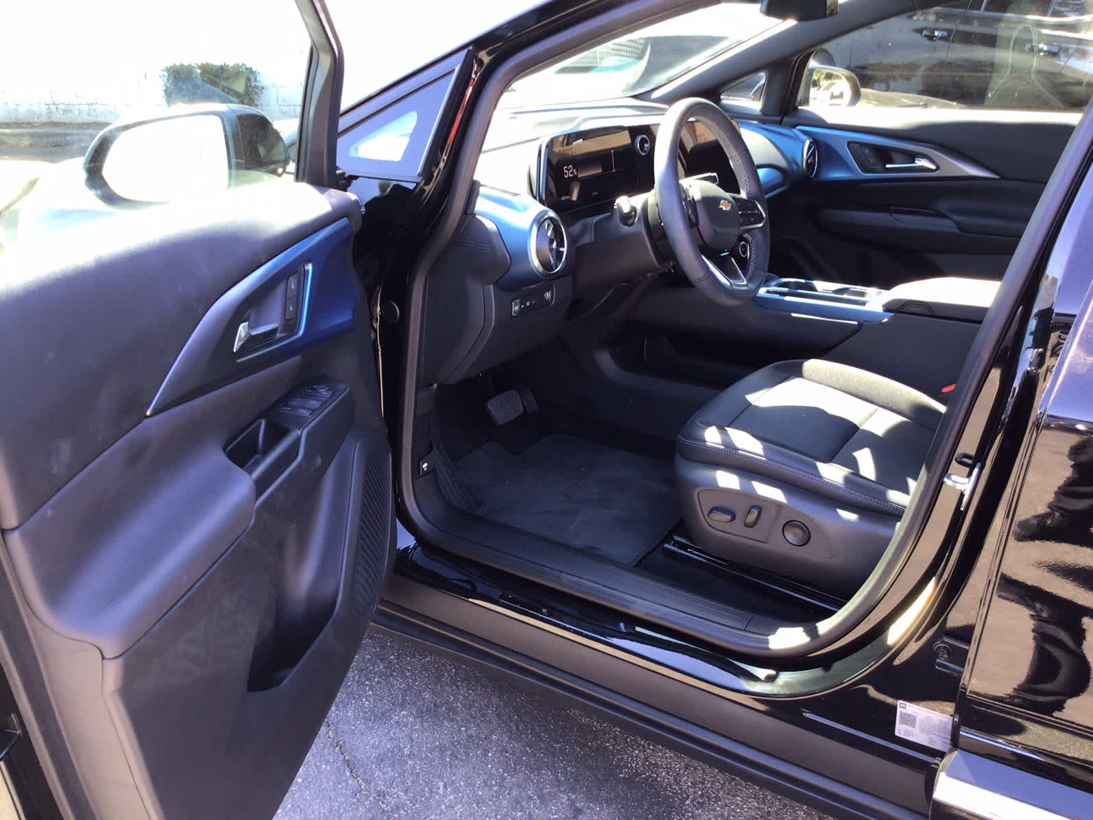 2024 Chevrolet Equinox EV 2LT