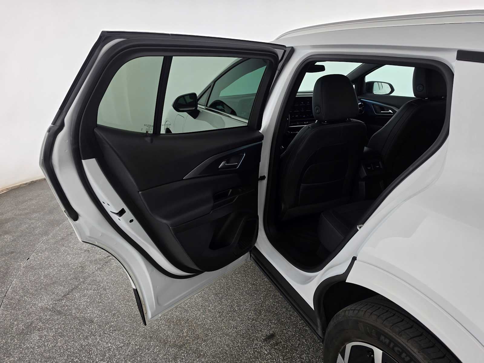 2024 Chevrolet Equinox EV 2LT