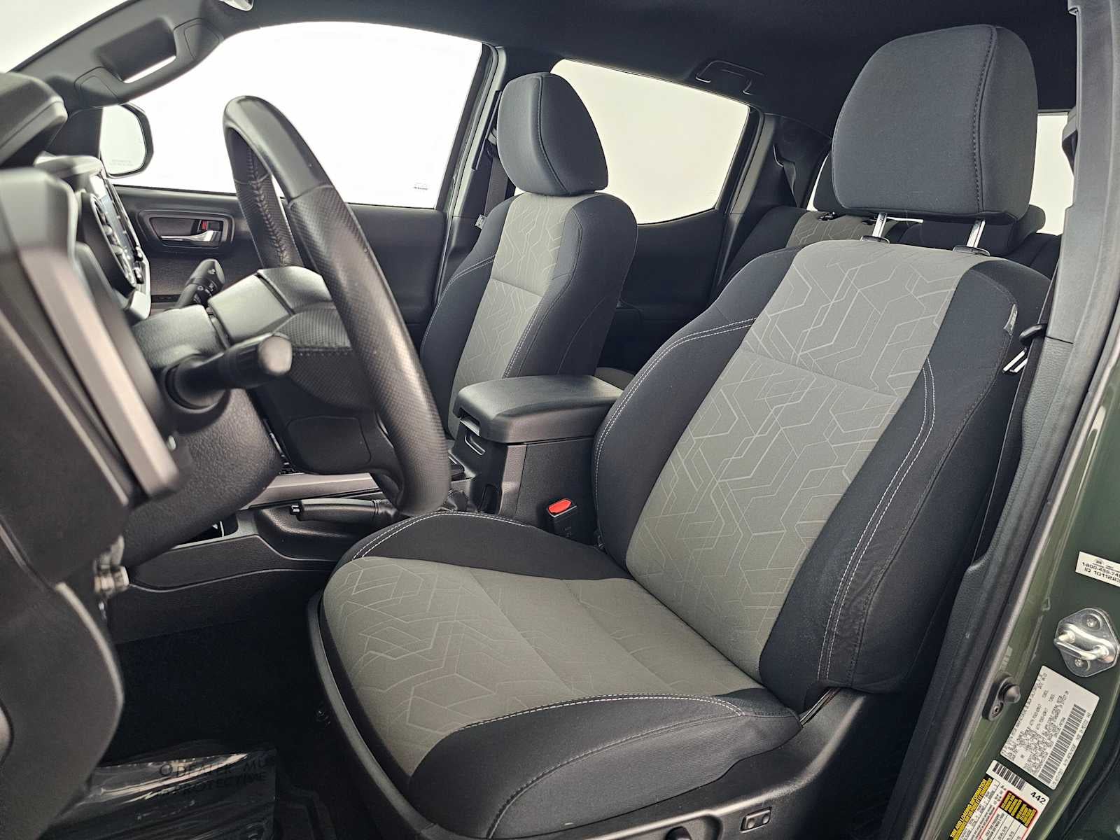 2022 Toyota Tacoma 4WD SR5