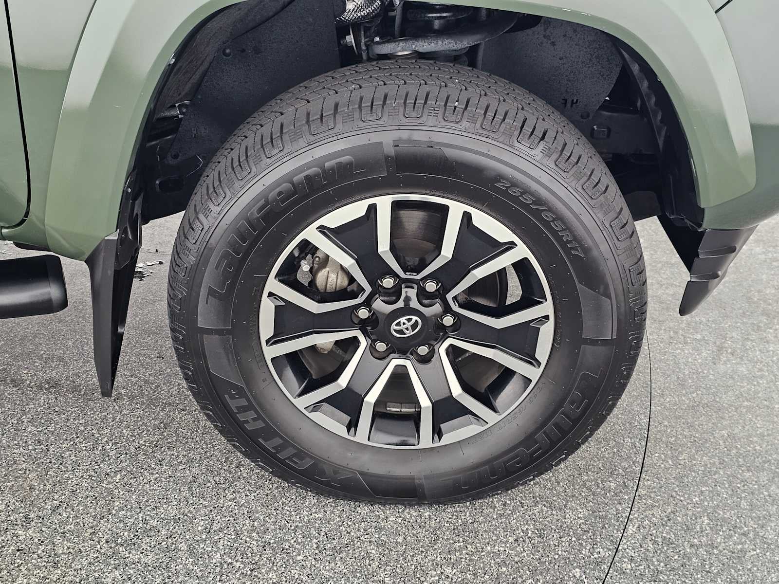 2022 Toyota Tacoma 4WD SR5