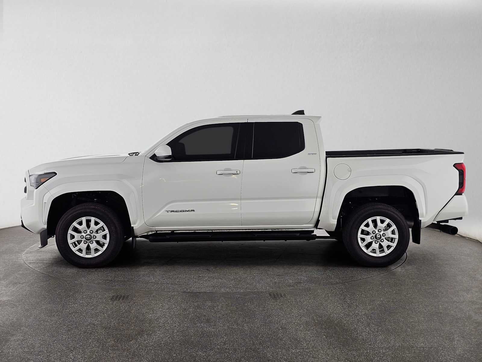 2024 Toyota Tacoma 2WD SR5