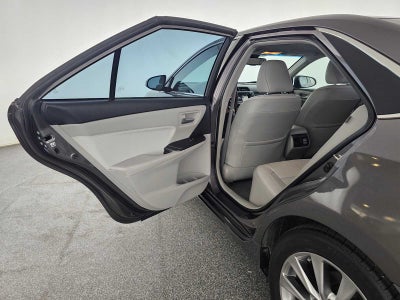 2015 Toyota Camry Hybrid LE