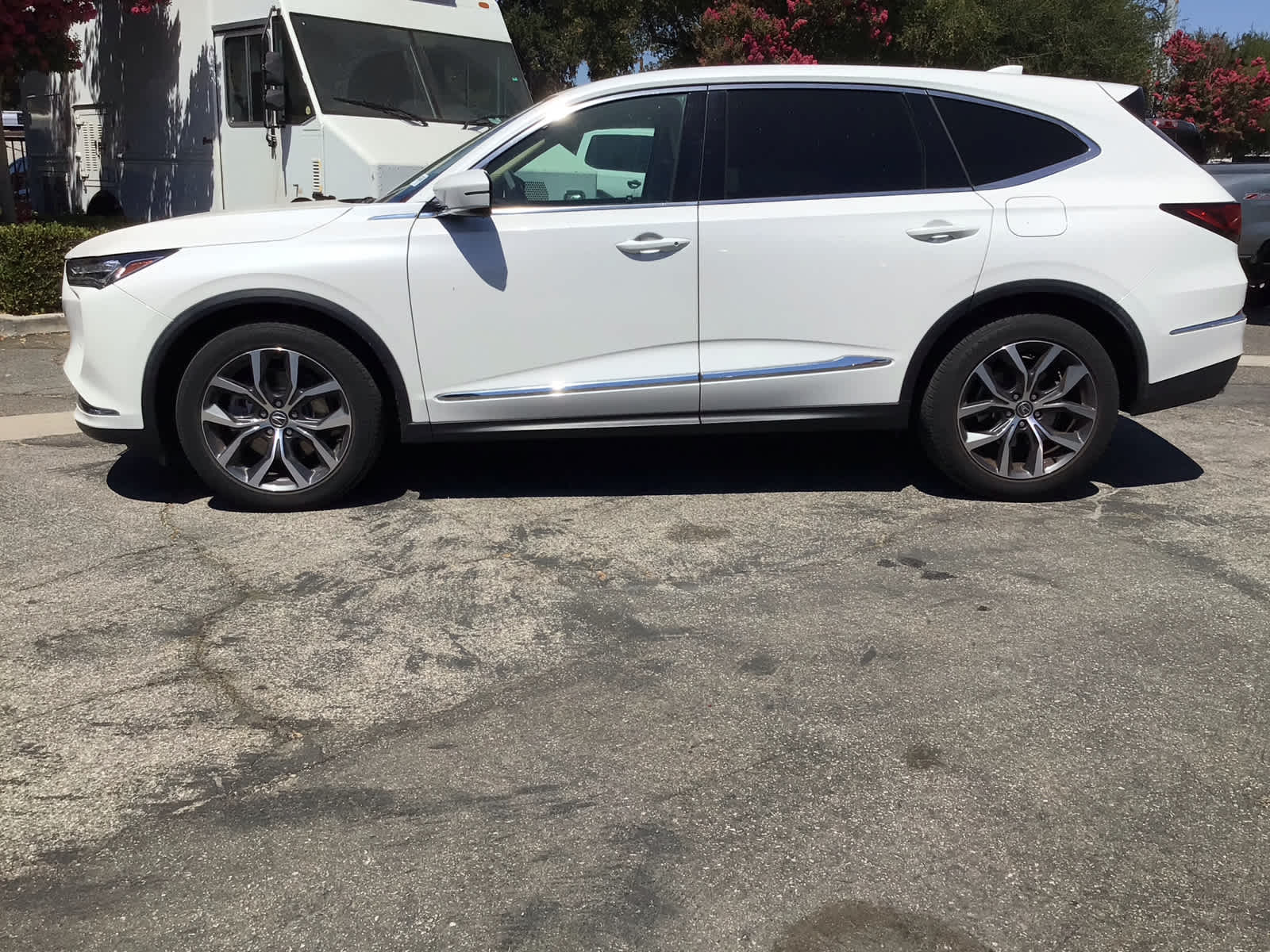 2023 Acura MDX w/Technology Package