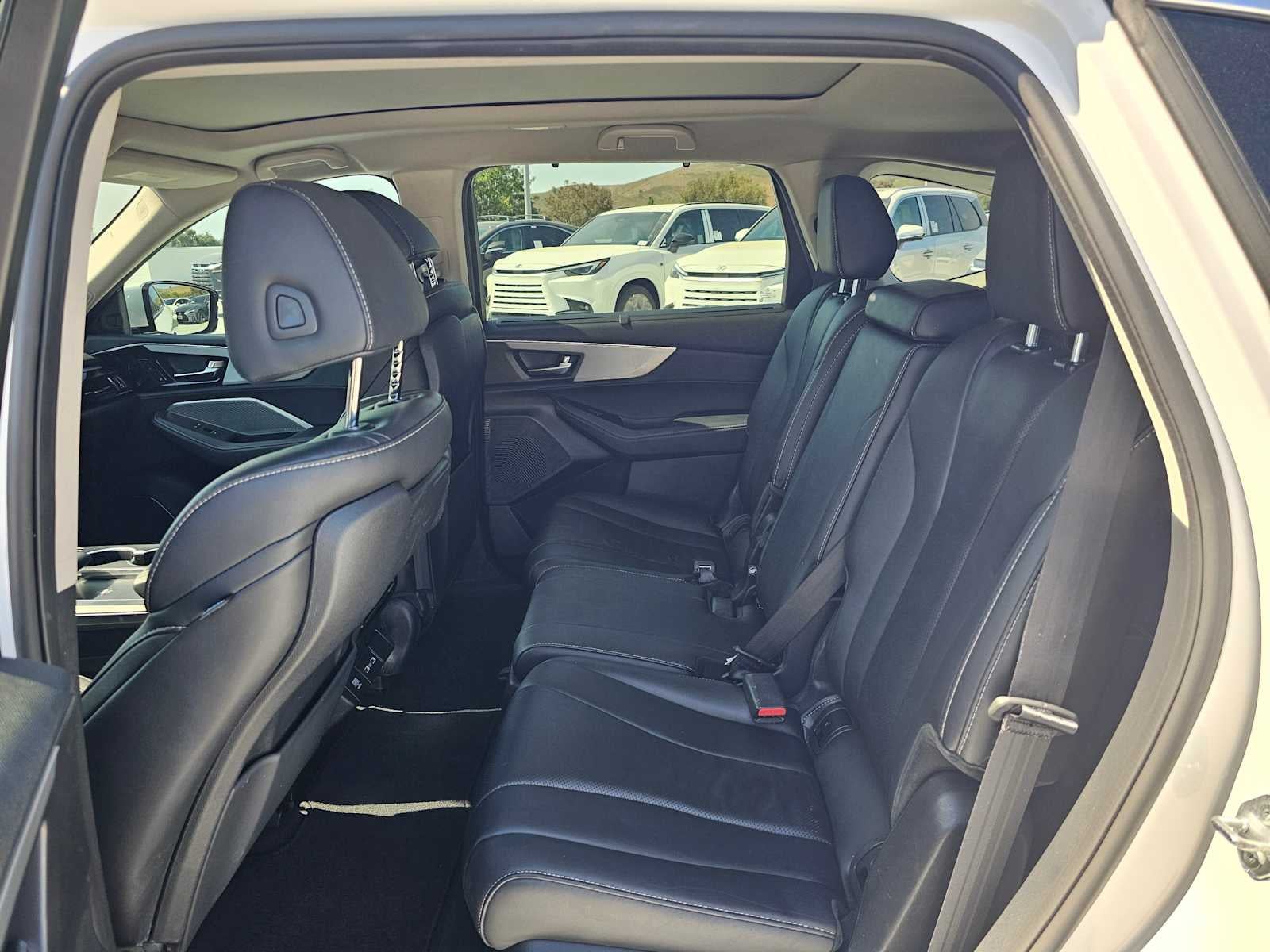 2023 Acura MDX w/Technology Package