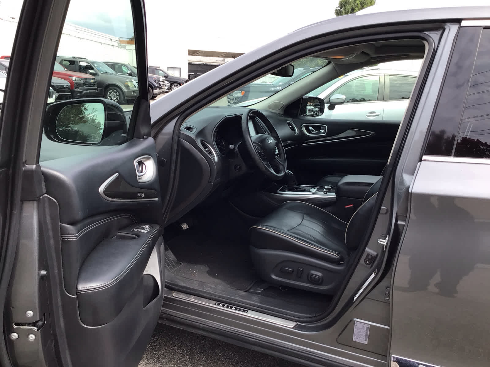 2018 INFINITI QX60 4DR AWD