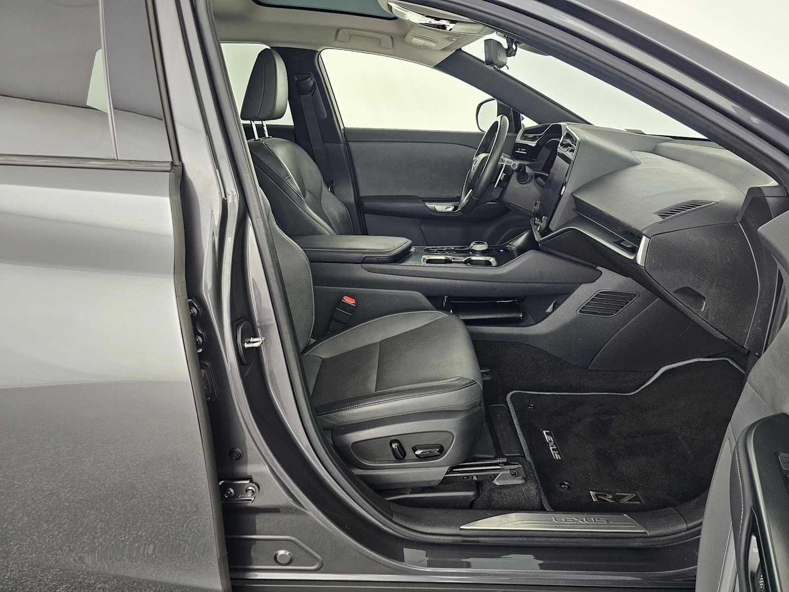 2023 Lexus RZ RZ 450e Premium
