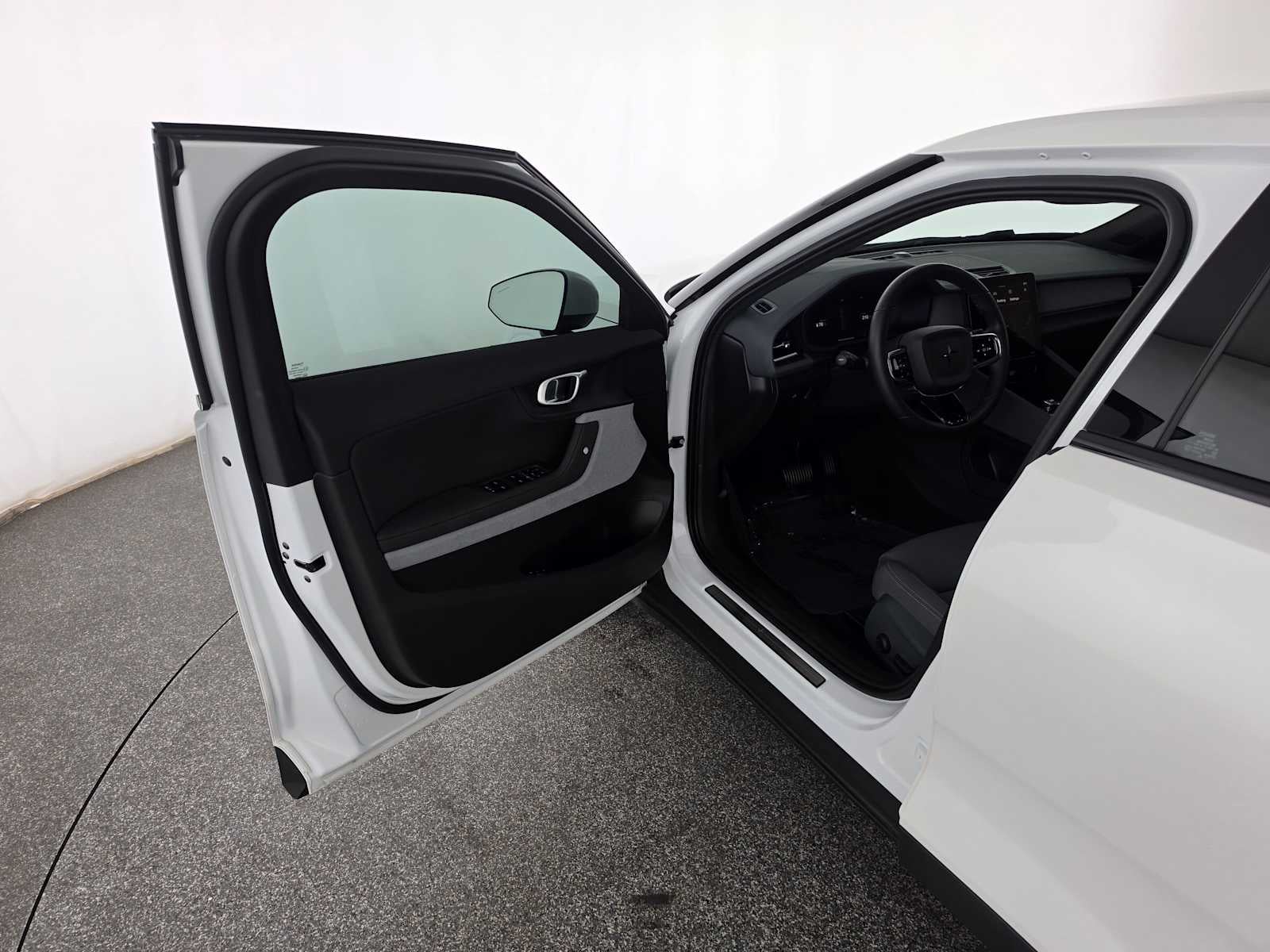 2024 POLESTAR 2 4DR SING MOTR LON