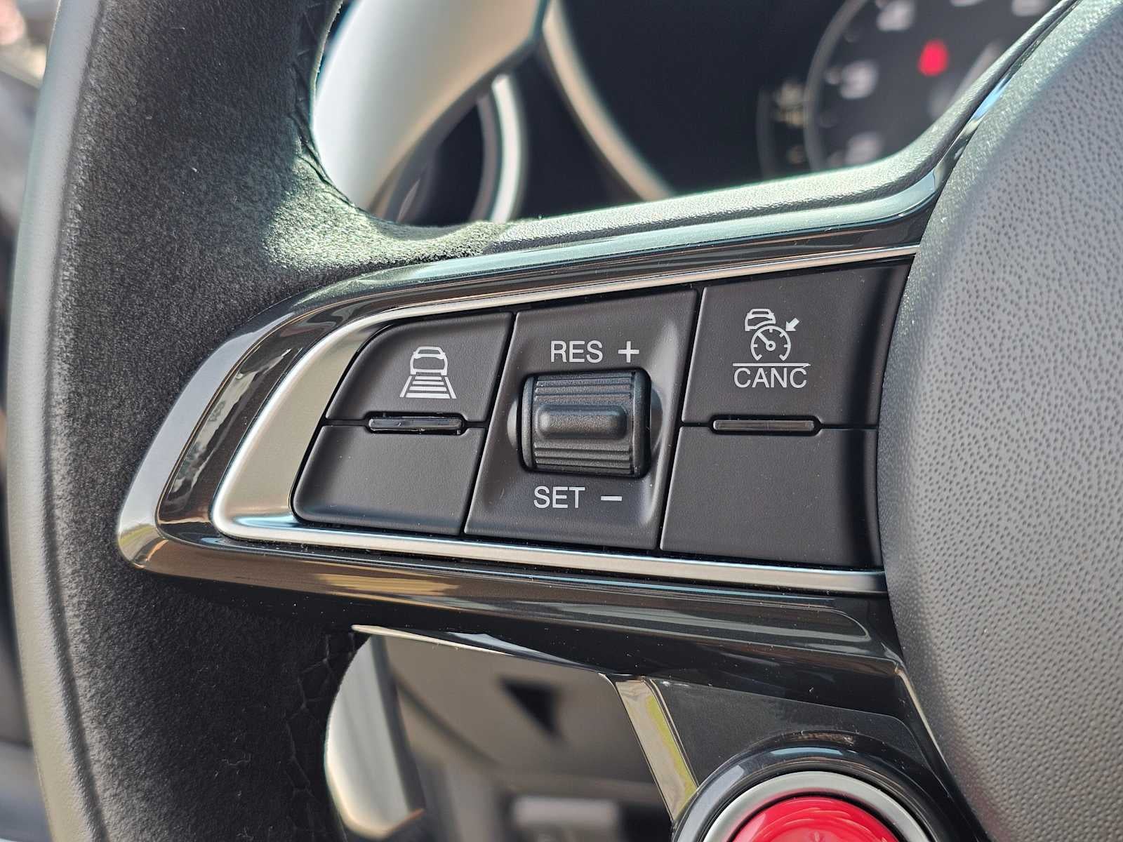 2023 Alfa Romeo Giulia Quadrifoglio