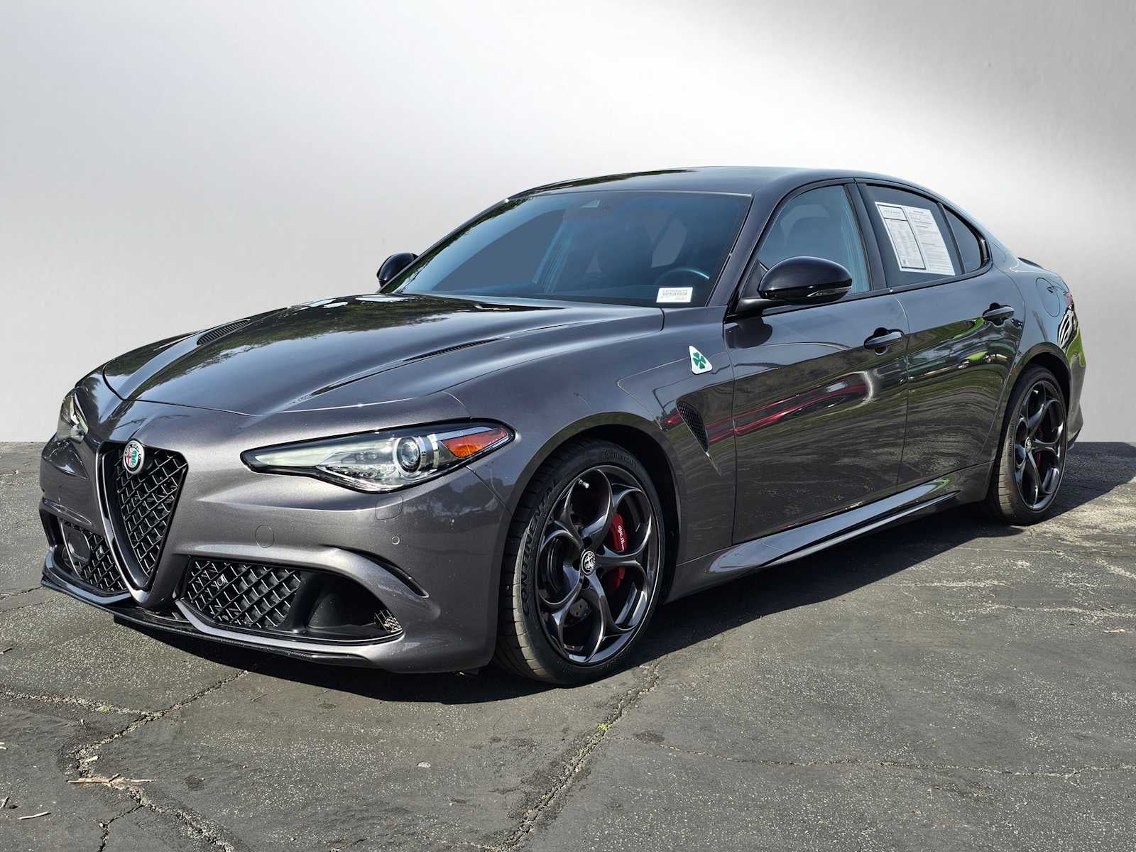 2023 Alfa Romeo Giulia Quadrifoglio