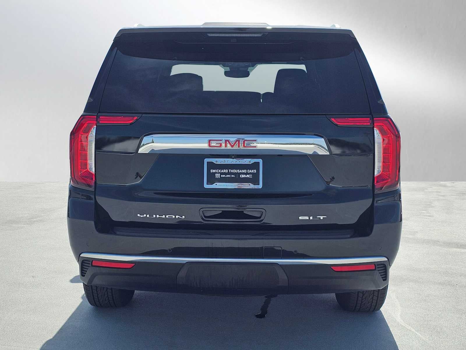 2023 GMC Yukon SLT