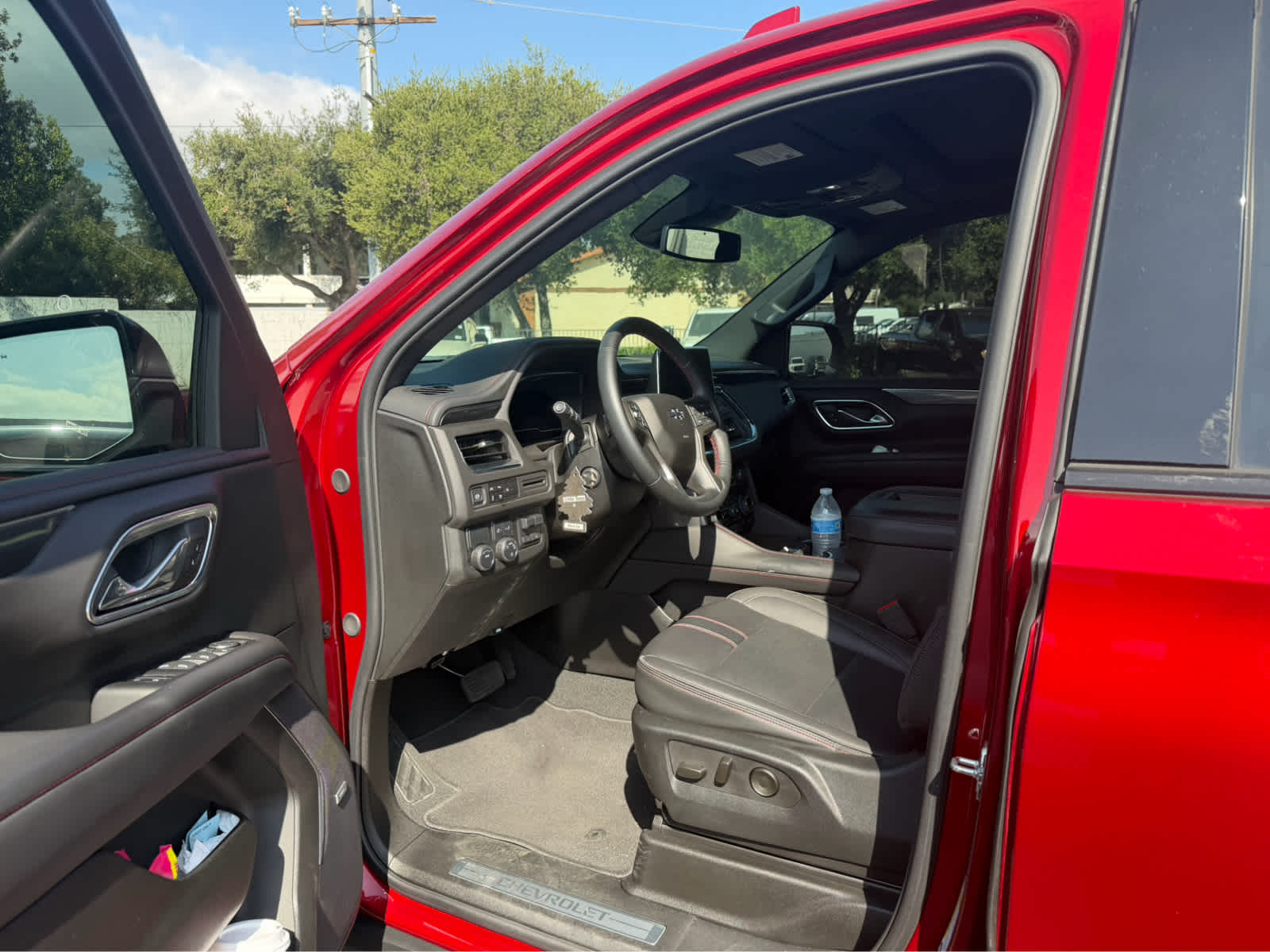 2024 Chevrolet Suburban RST