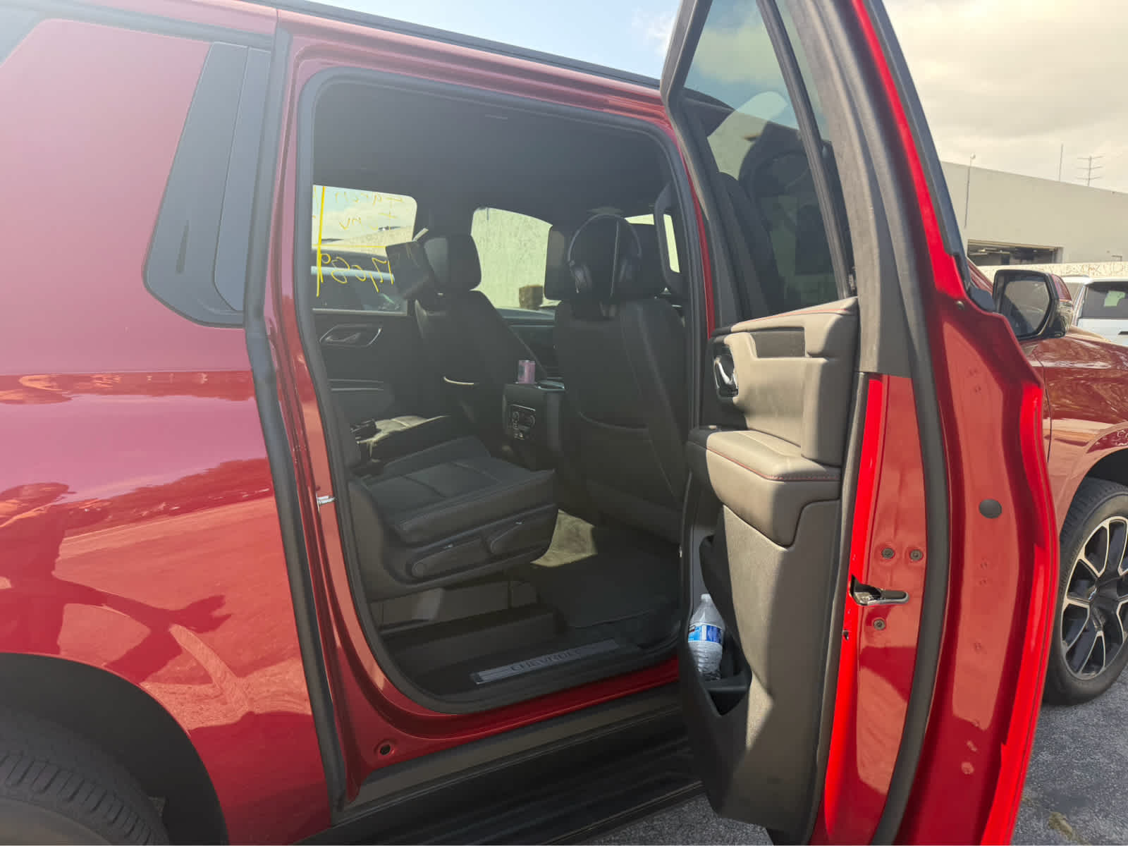 2024 Chevrolet Suburban RST