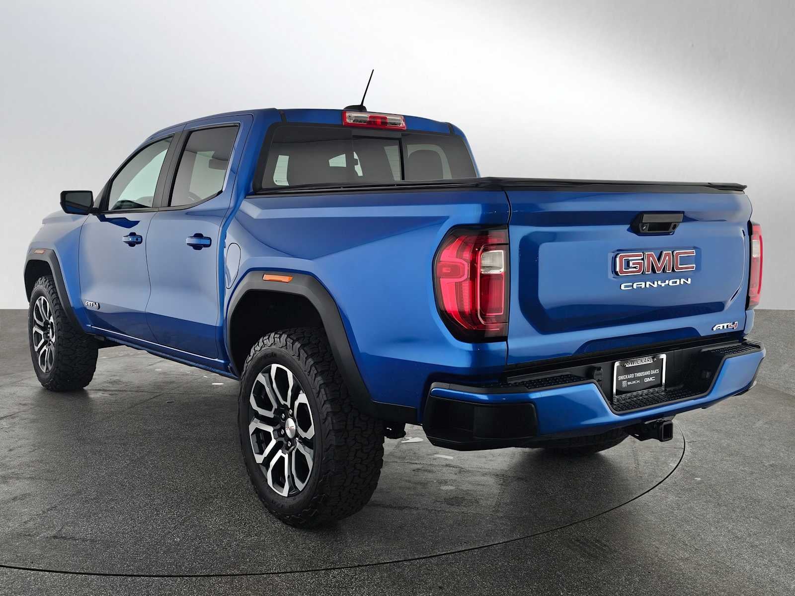 2023 GMC Canyon AT4
