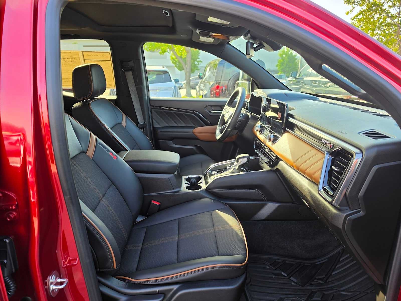 2023 GMC Canyon AT4