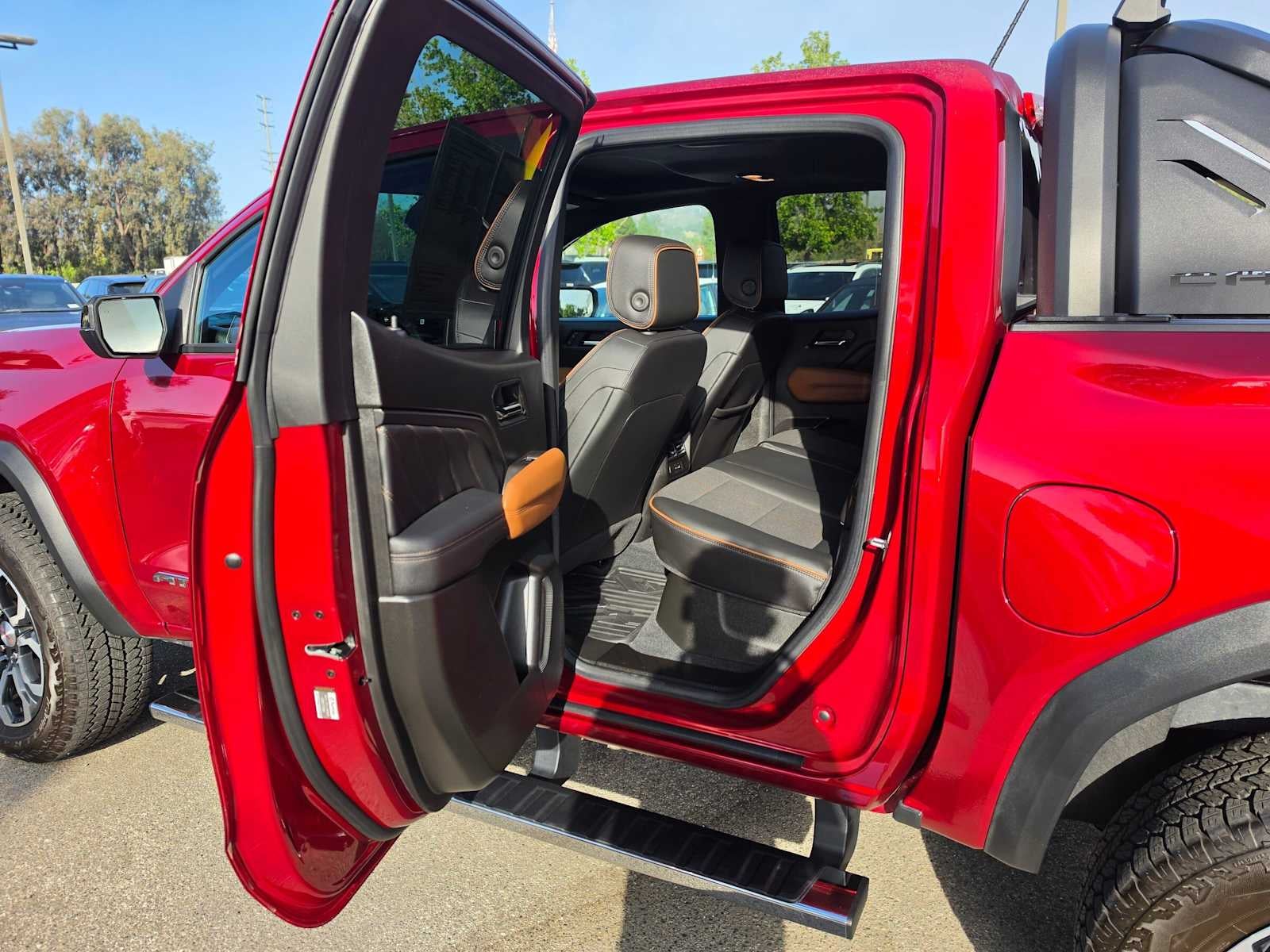 2023 GMC Canyon AT4