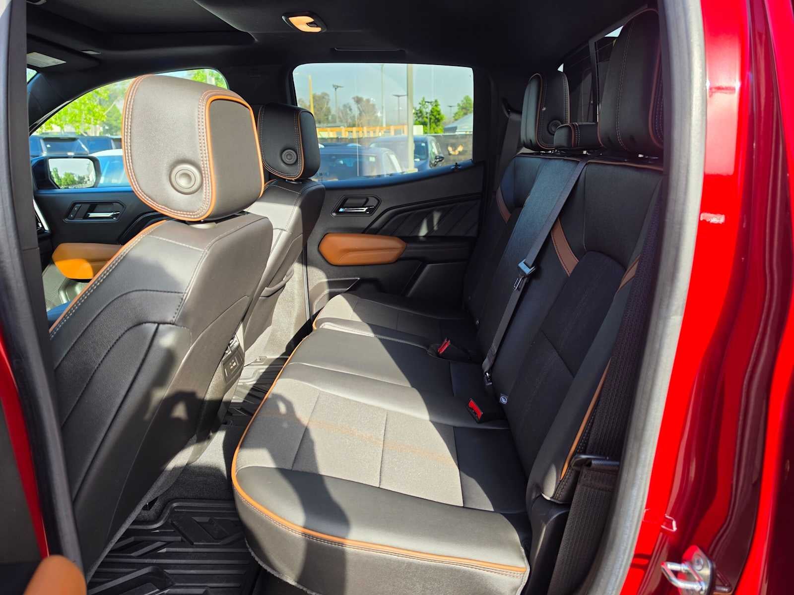 2023 GMC Canyon AT4