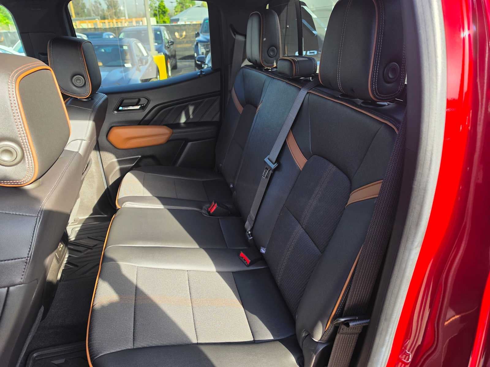 2023 GMC Canyon AT4