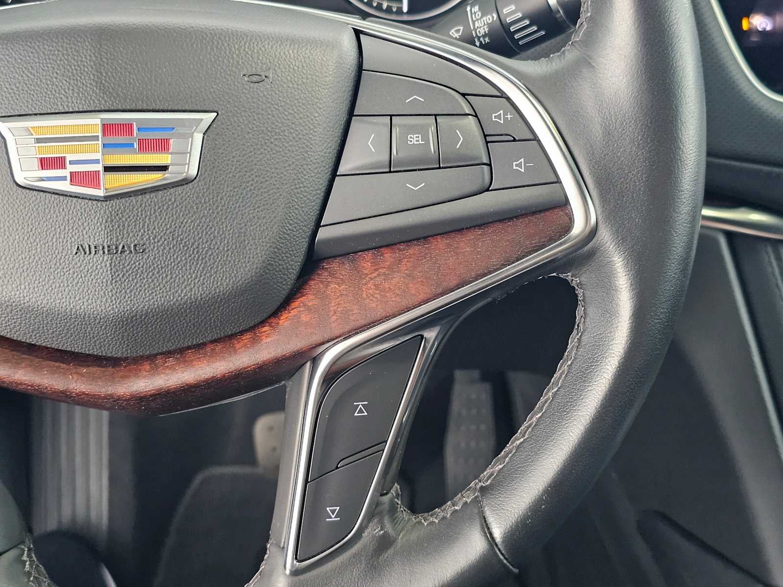 2023 Cadillac XT5 Premium Luxury