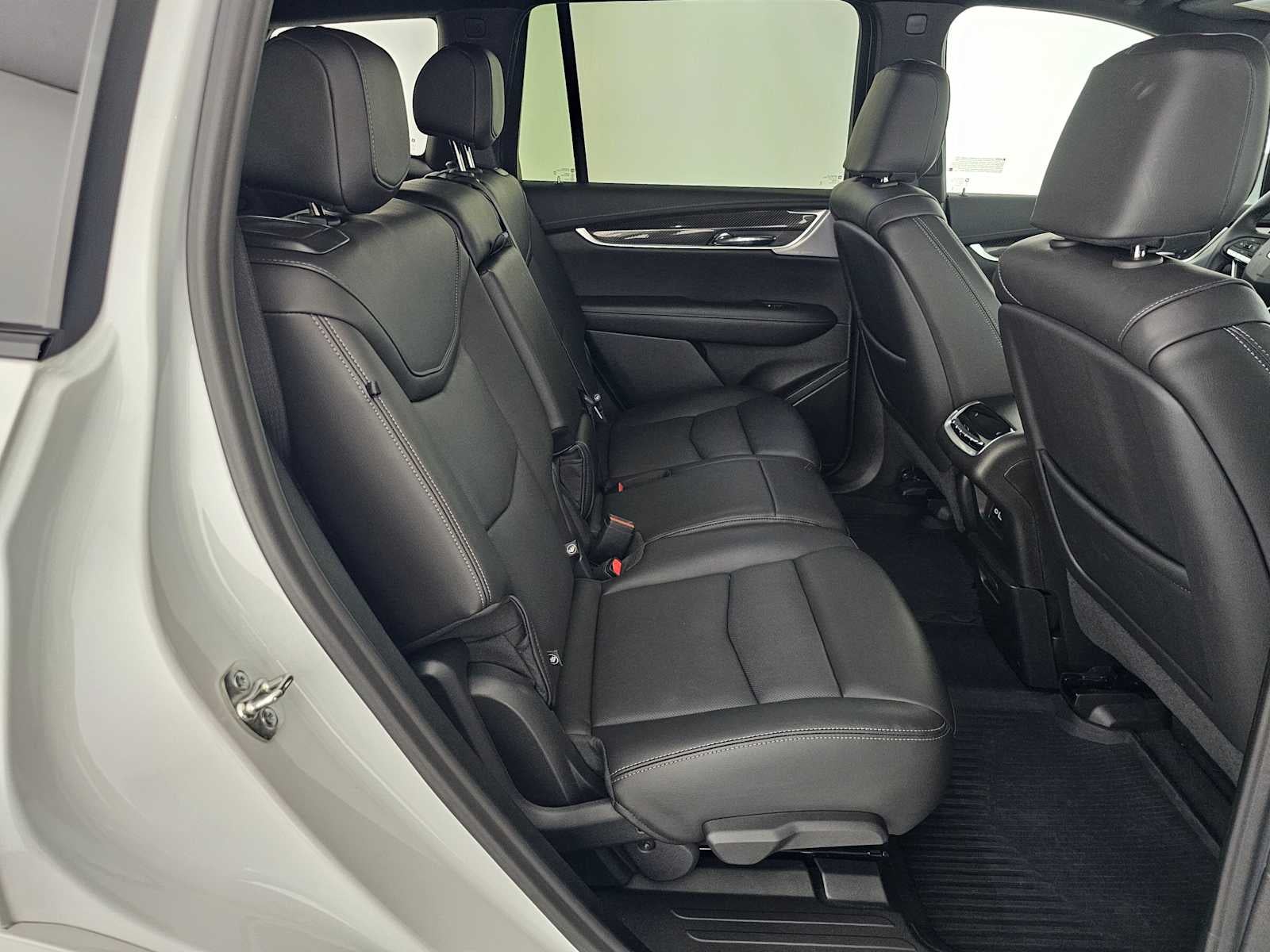 2025 Cadillac XT6 Sport