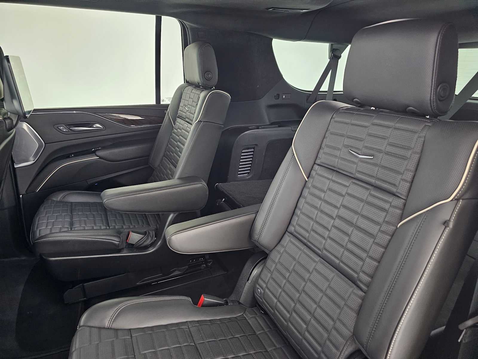 2024 Cadillac Escalade ESV Premium Luxury Platinum