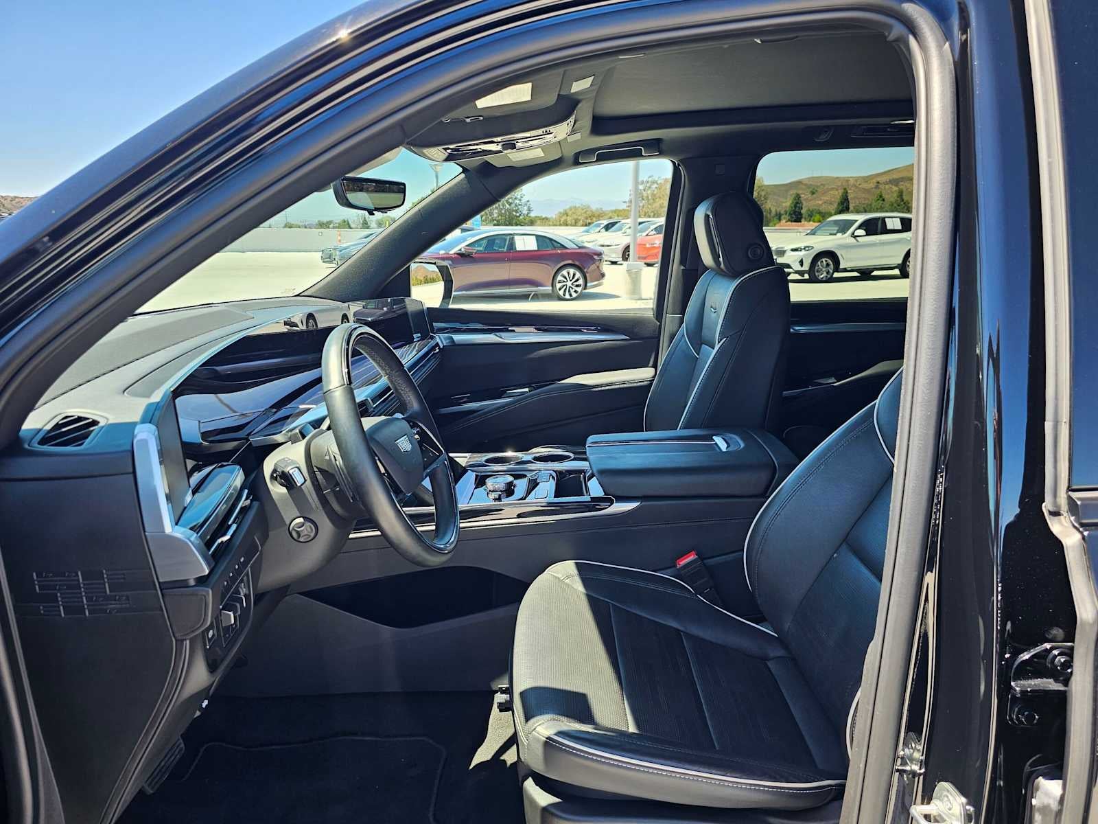 2025 Cadillac Escalade ESV Sport