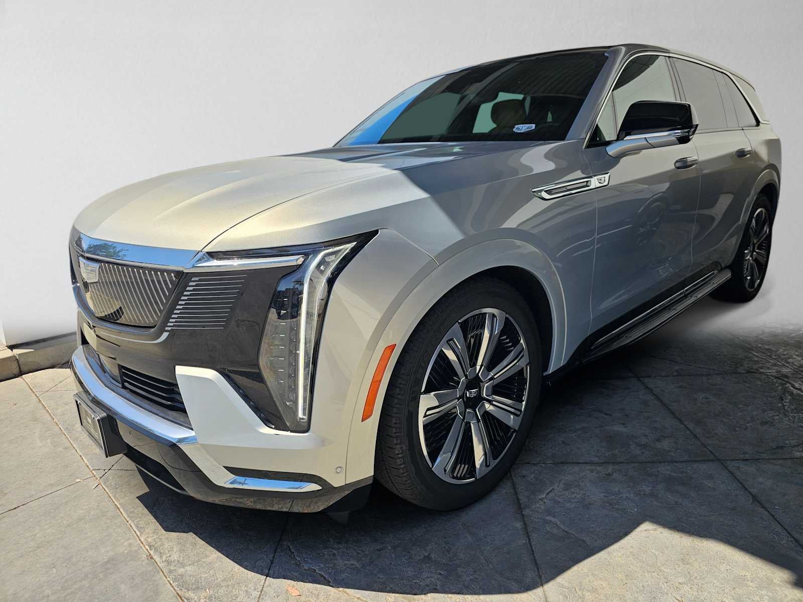 2025 Cadillac ESCALADE IQ Luxury 2