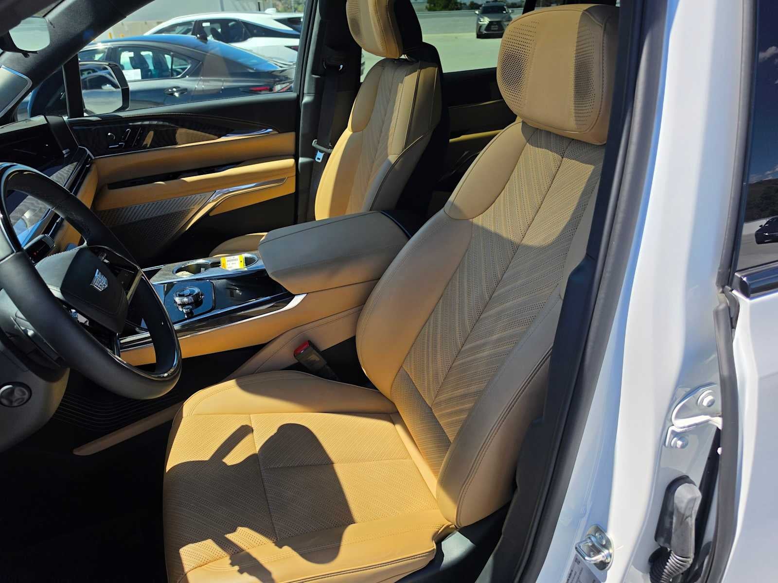 2025 Cadillac ESCALADE IQ Sport 2