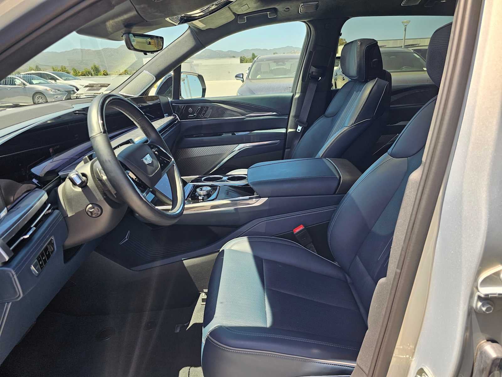 2025 Cadillac ESCALADE IQ Sport 2