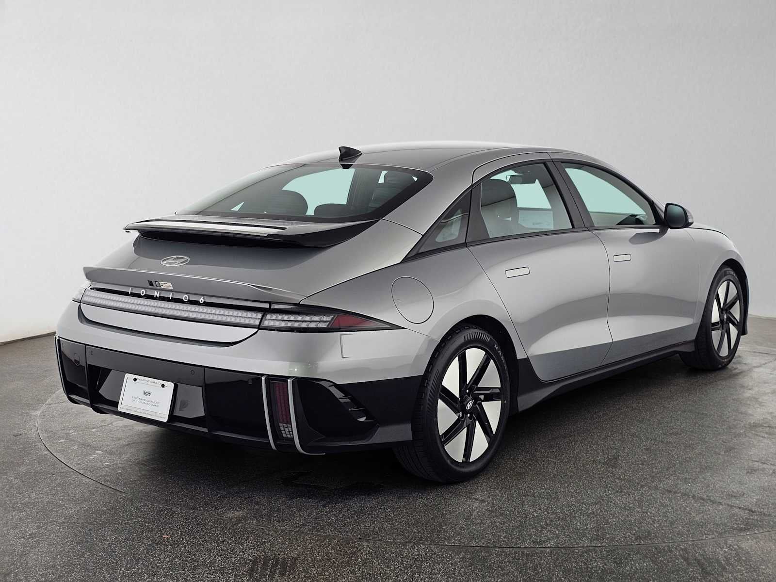 2024 Hyundai IONIQ 6 SE