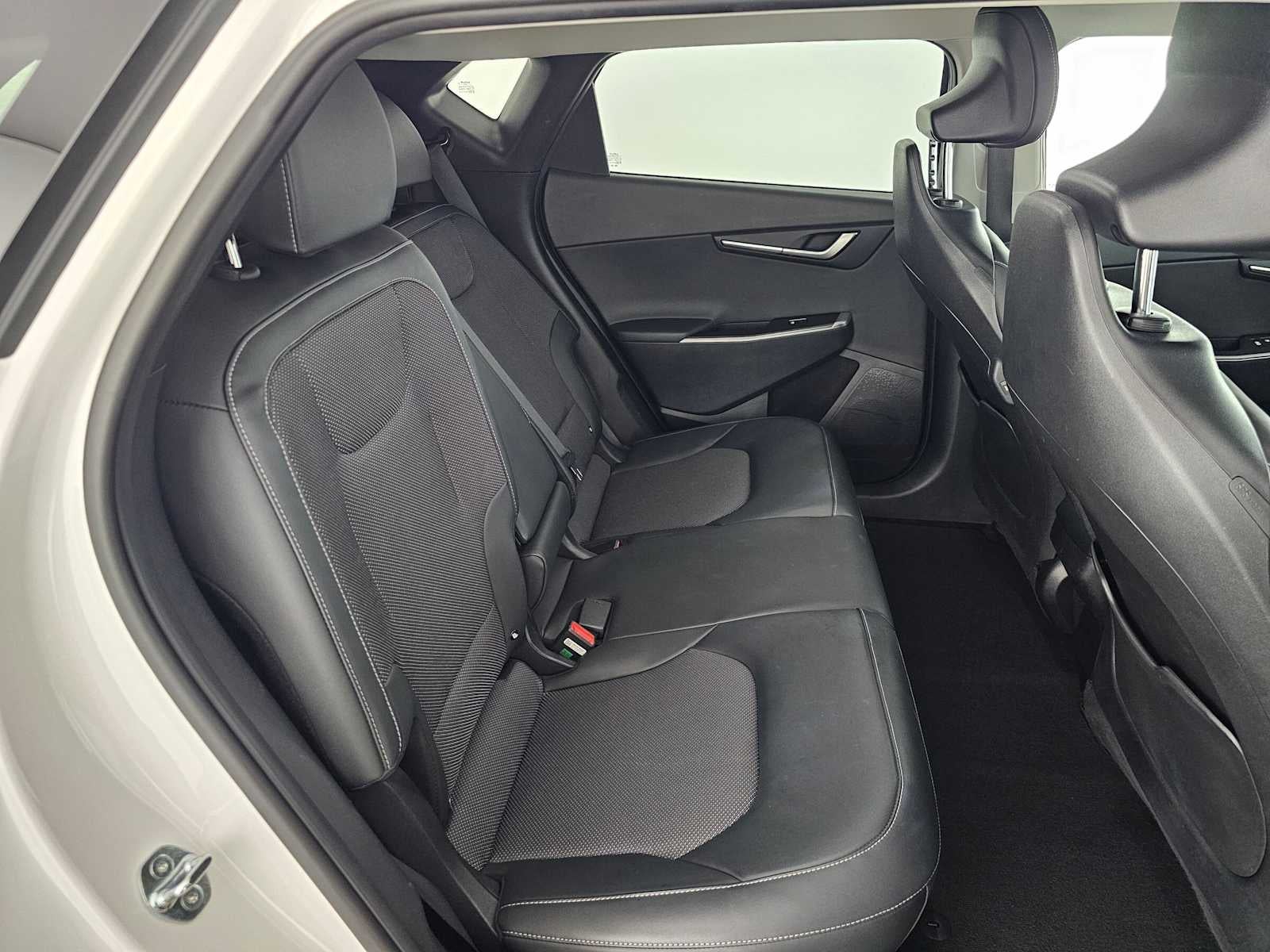 2024 Kia EV6 Light